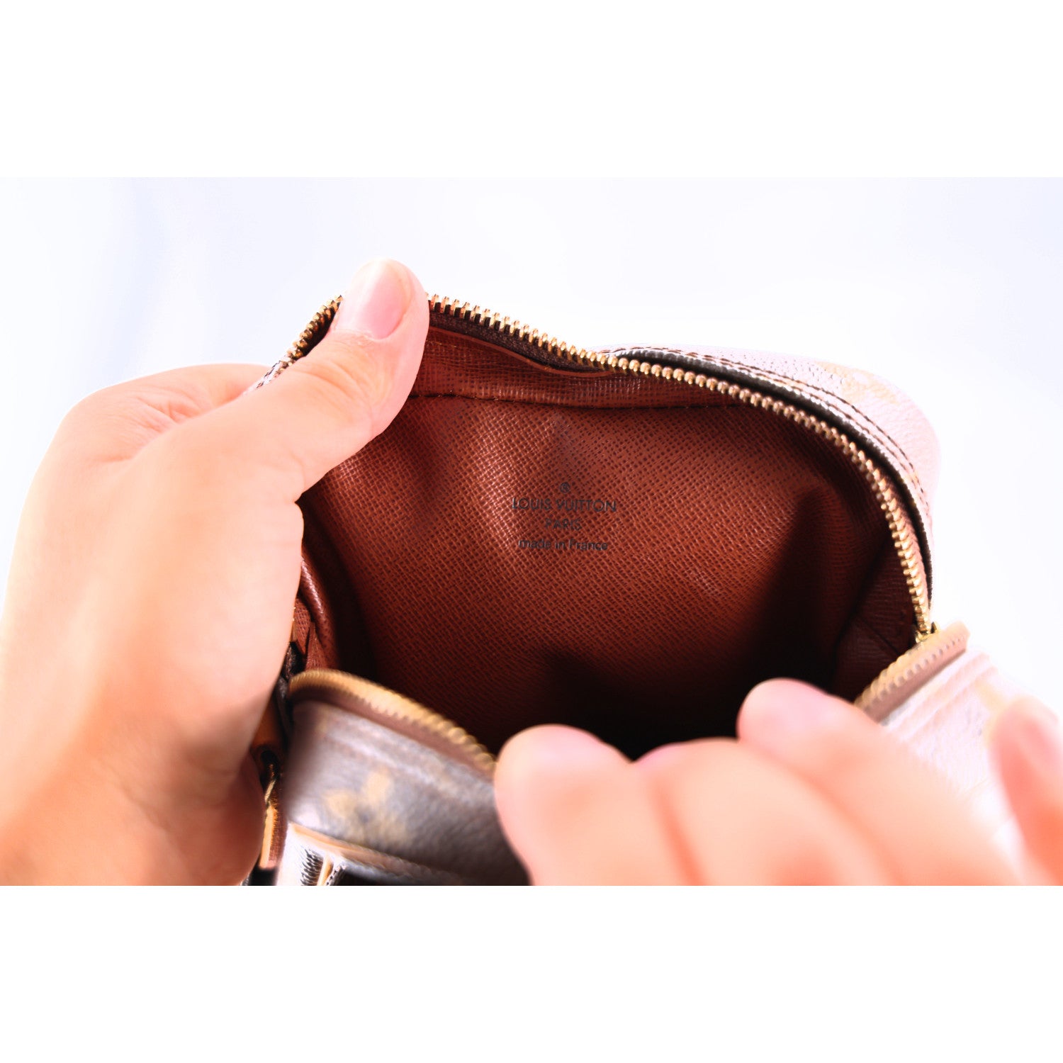 Louis Vuitton Monogram Amazone 6 of 10
