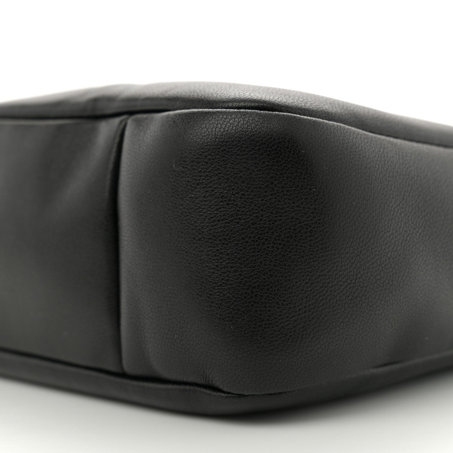 Padded Lambskin Le 5 A 7 Hobo Black