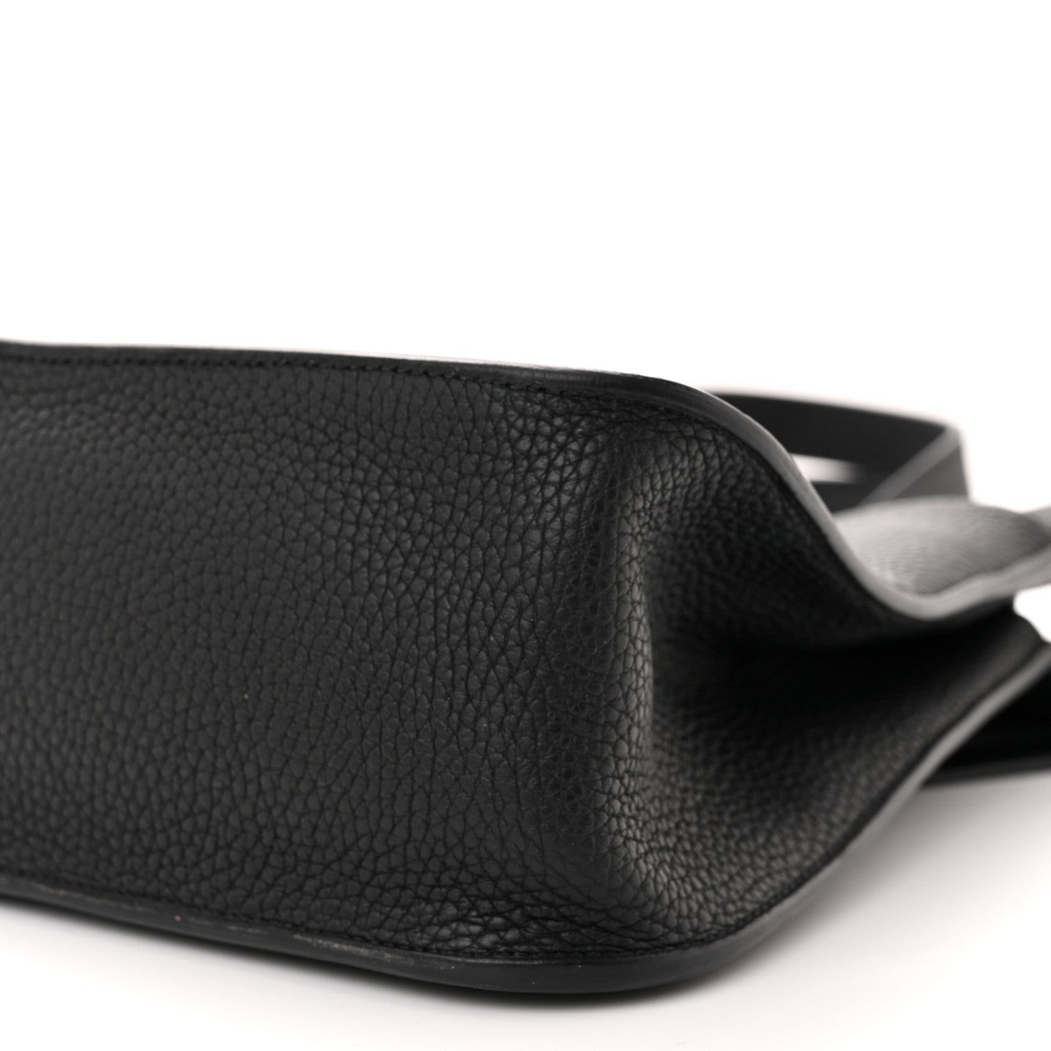 Hermes Taurillon Clemence Halzan 31 GM Black 10 of 10