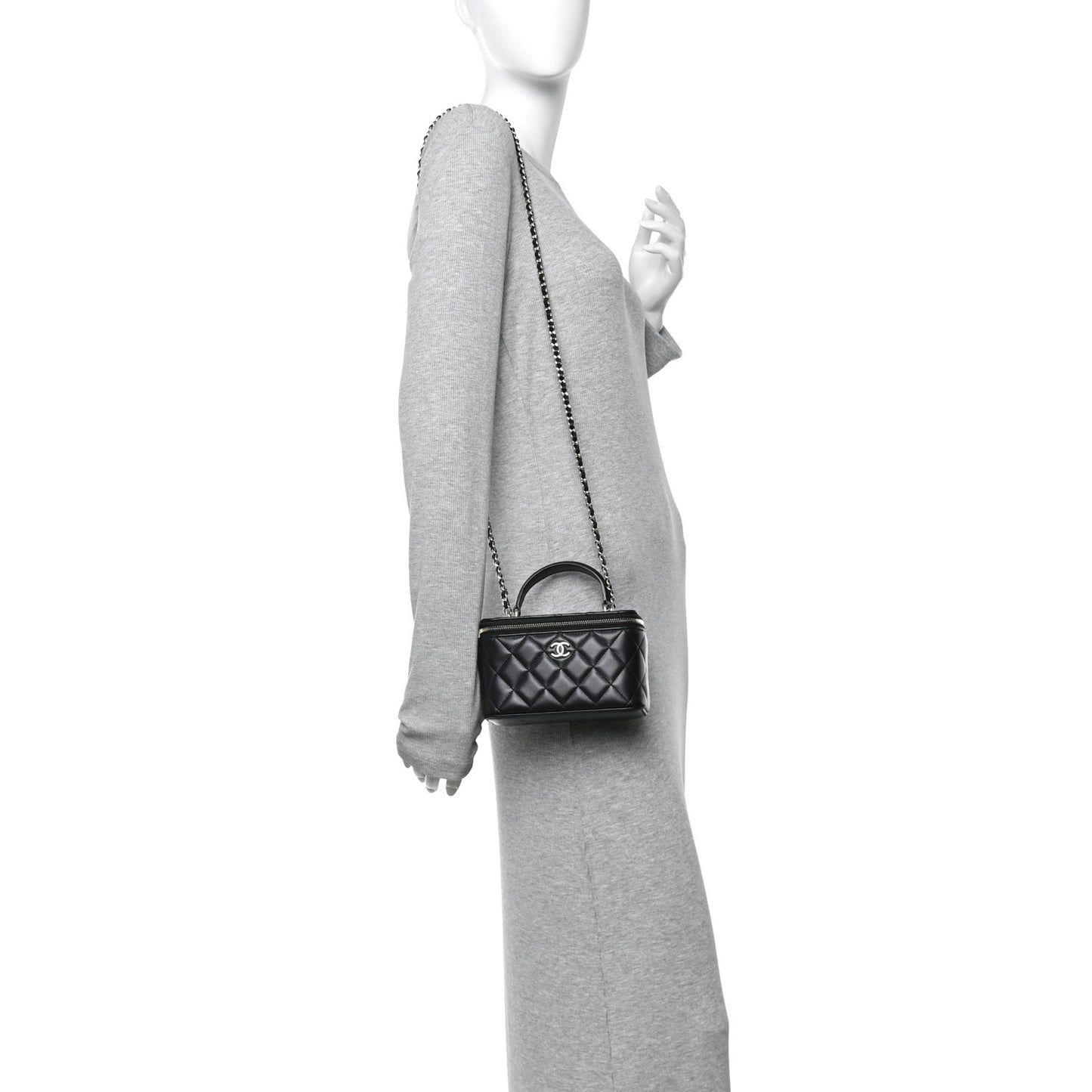Lambskin Quilted Small Top Handle Vanity Case With Chain Black