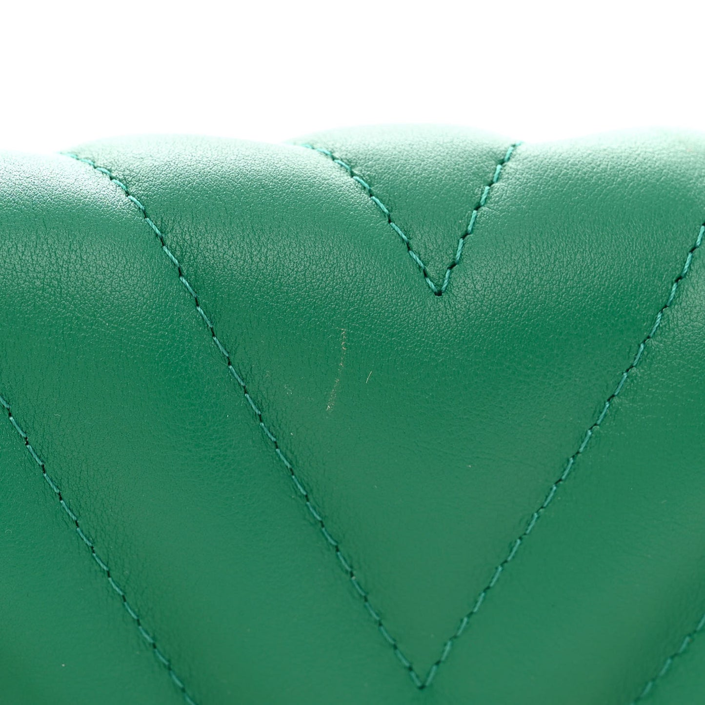 Calfskin New Wave Chain Bag MM NM Emerald
