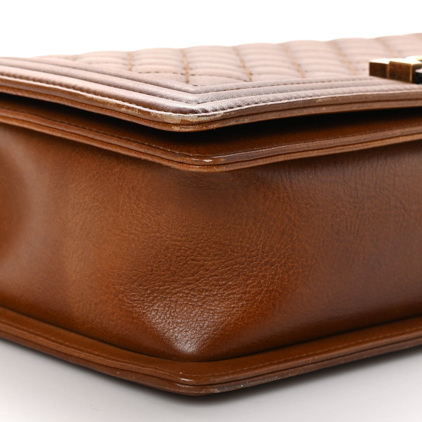 Washed Calfskin New Medium Boy Flap Light Brown