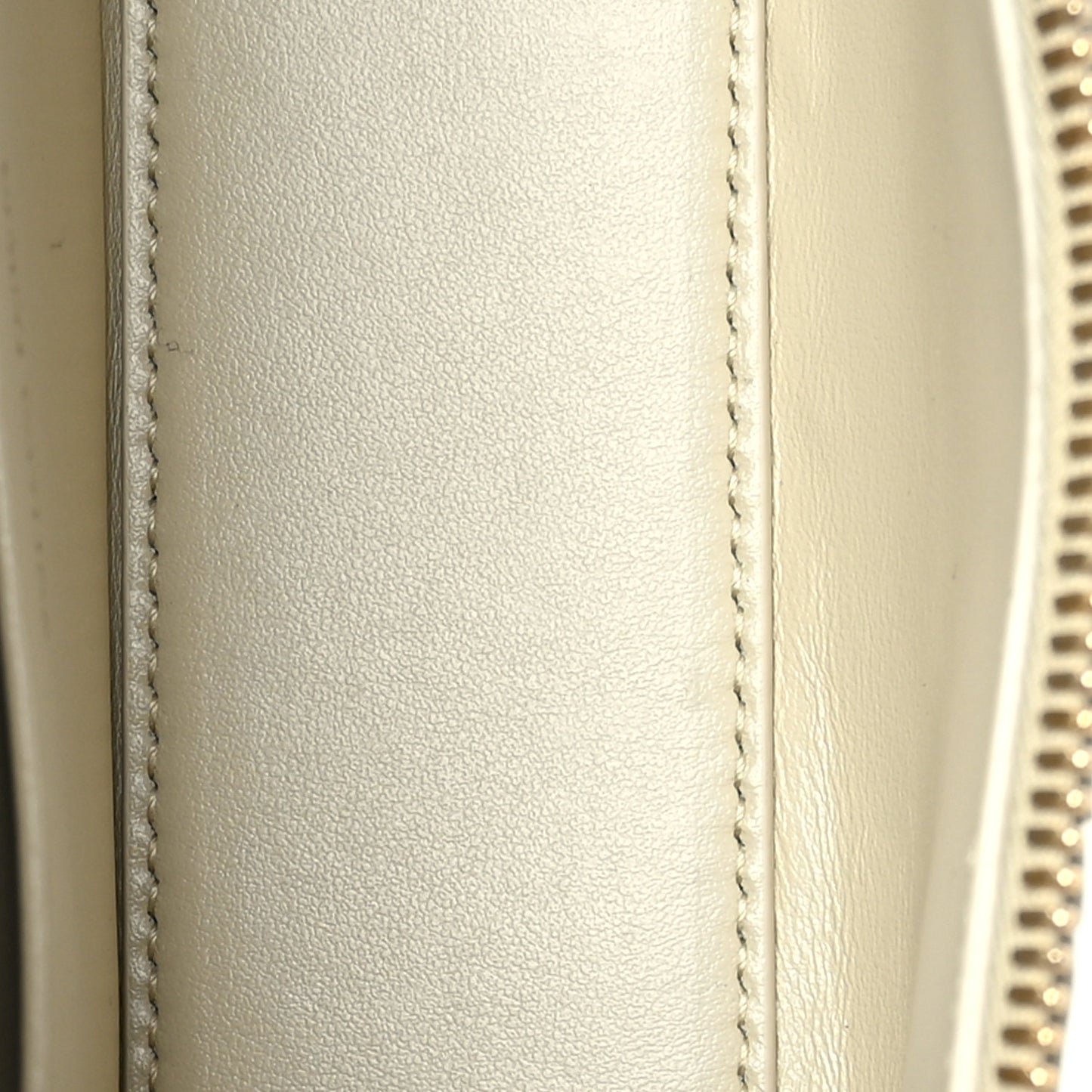Calfskin Intrecciato Bang Bang Vanity Case Ecru