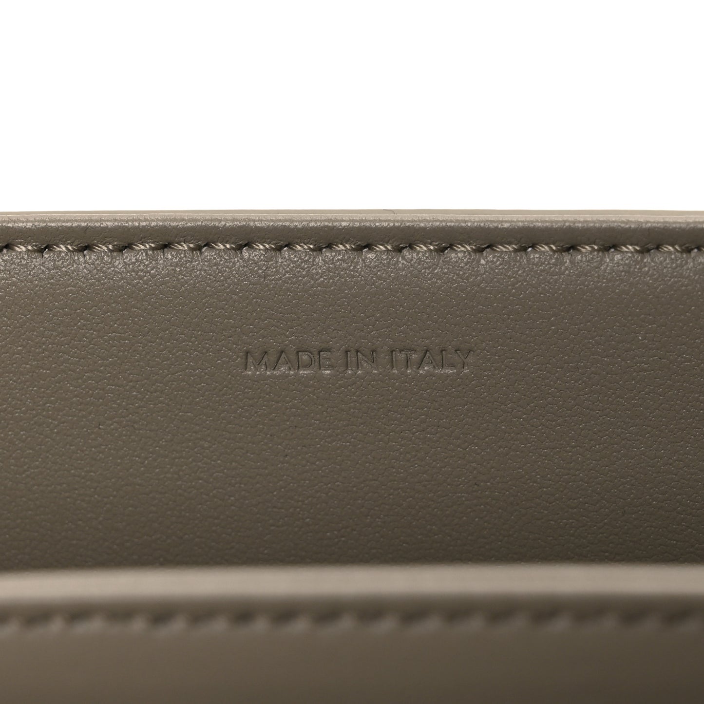 Shiny Calfskin Medium Triomphe Modern Taupe
