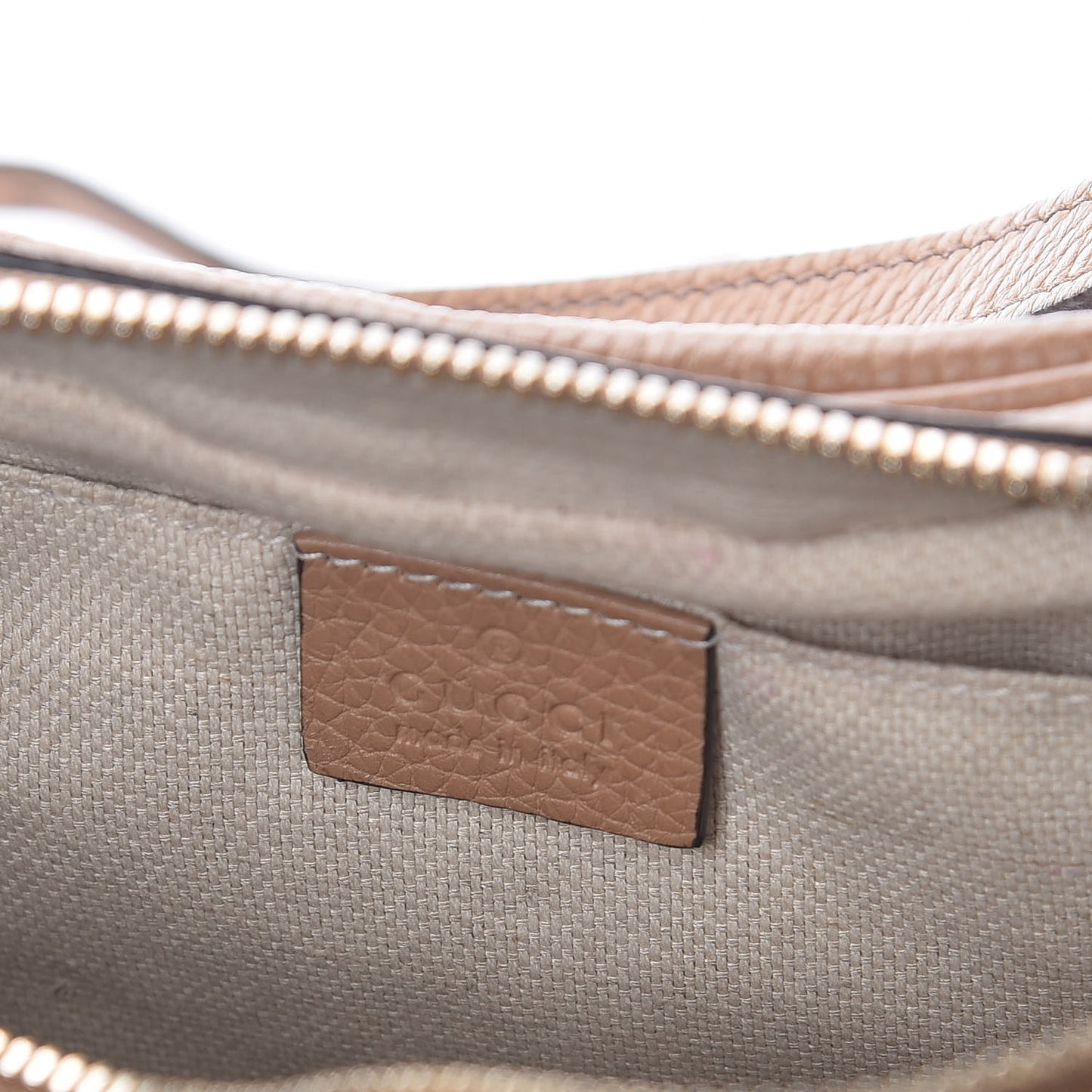 Pebbled Calfskin Small Soho Disco Bag Camelia