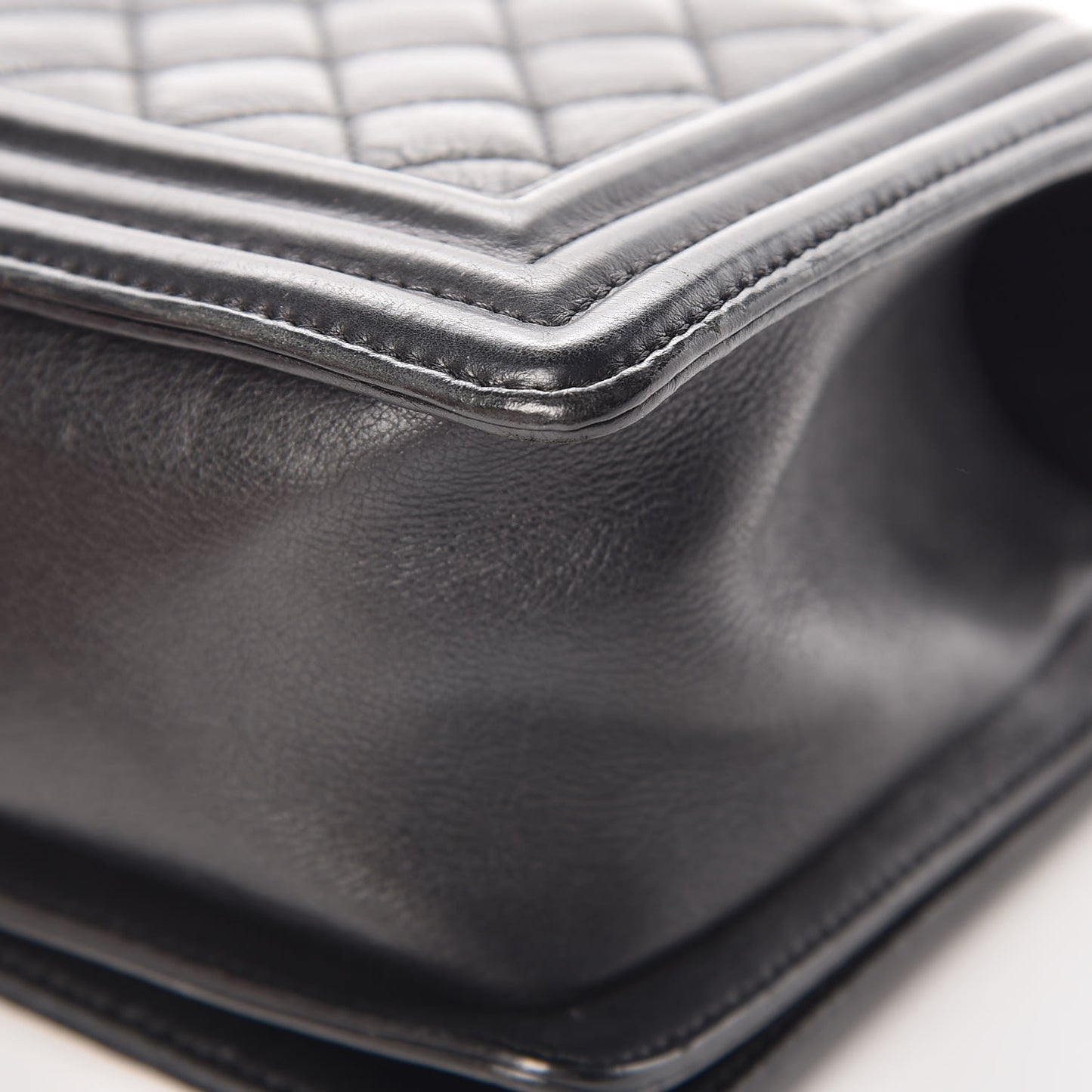 Calfskin Quilted Medium Boy Flap Black