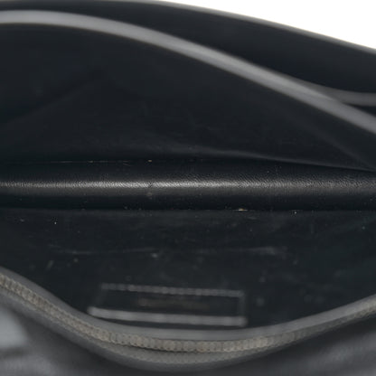 Saint Laurent Grain De Poudre Monogram Cassandra Clasp Bag Black 5 of 15