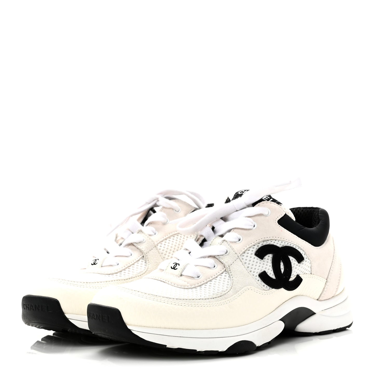 Mesh Suede Calfskin Grained Calfskin Womens CC Sneakers 38.5 White Black