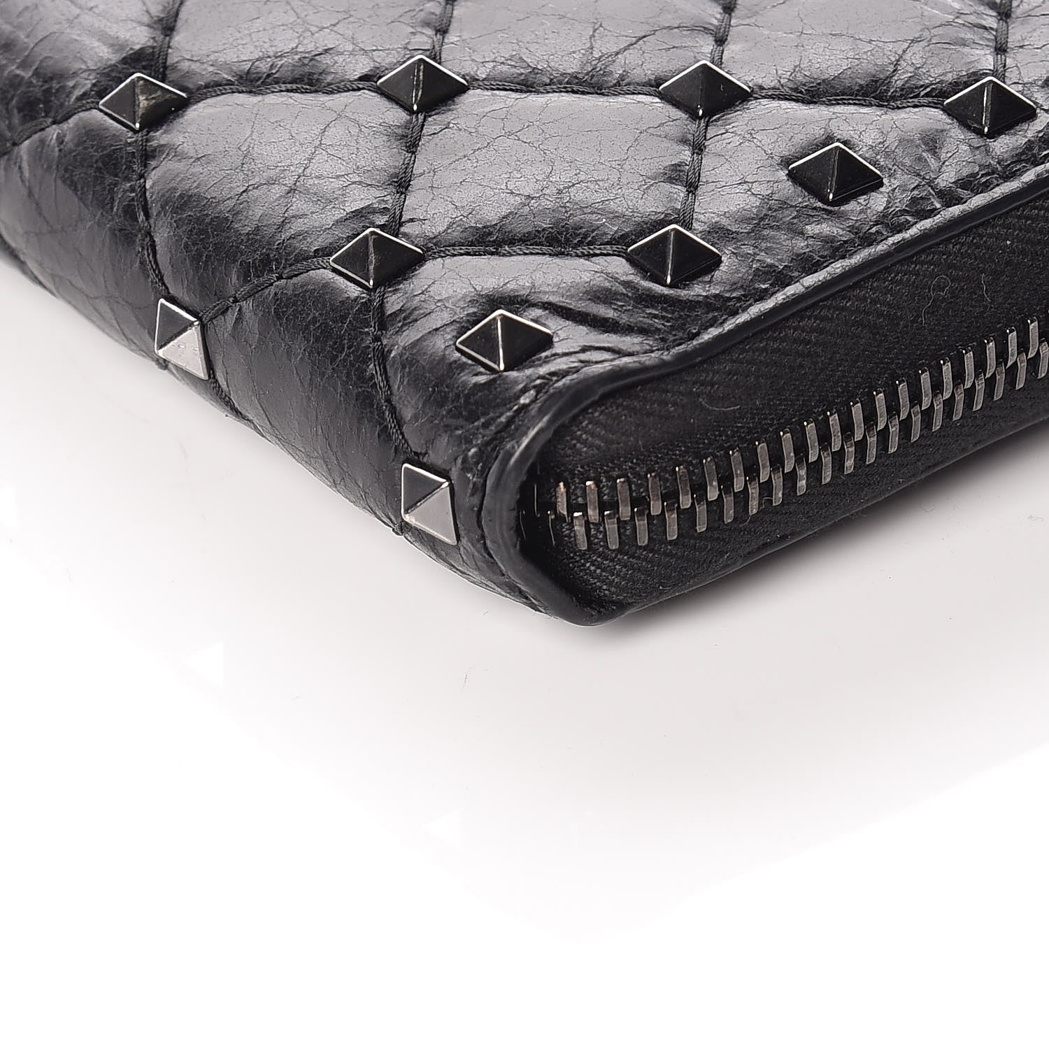 Valentino Garavani Craquele Nappa Rockstud Spike Zip Around Wallet Black 9 of 9