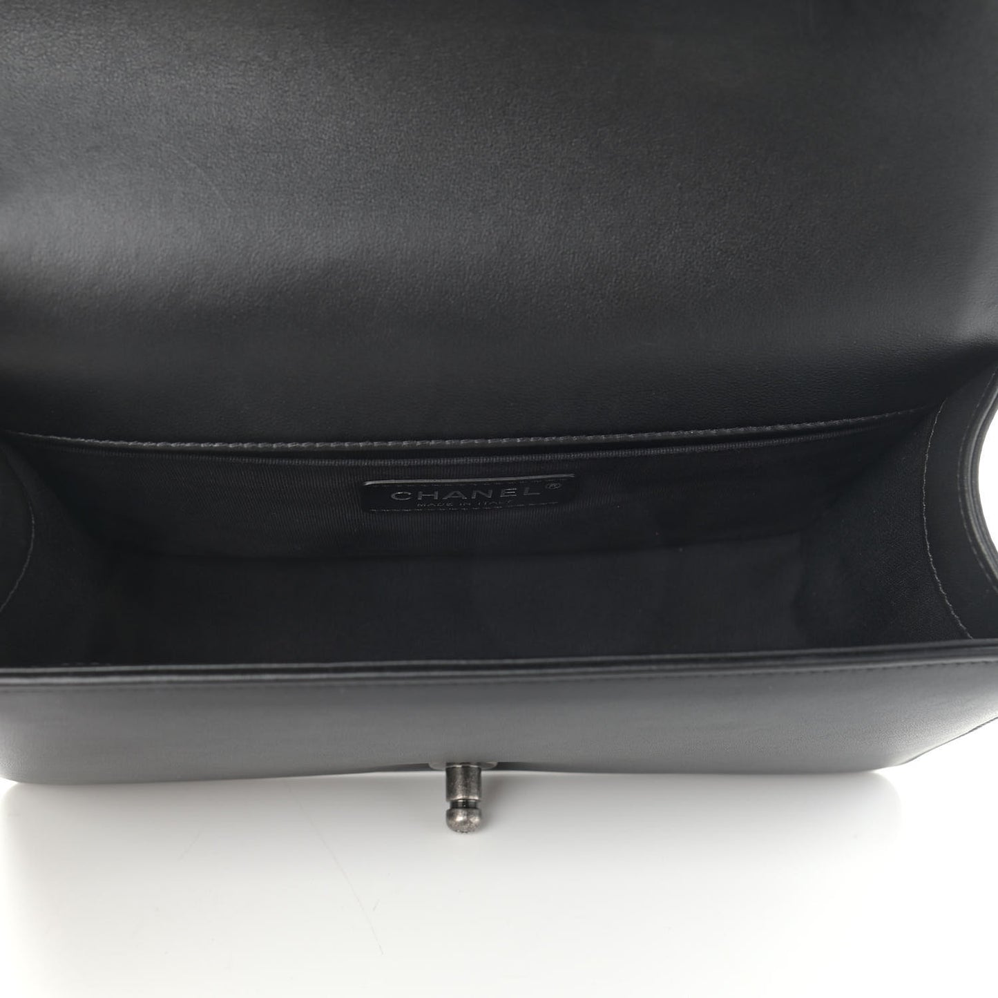 Calfskin Quilted Medium Boy Flap Black