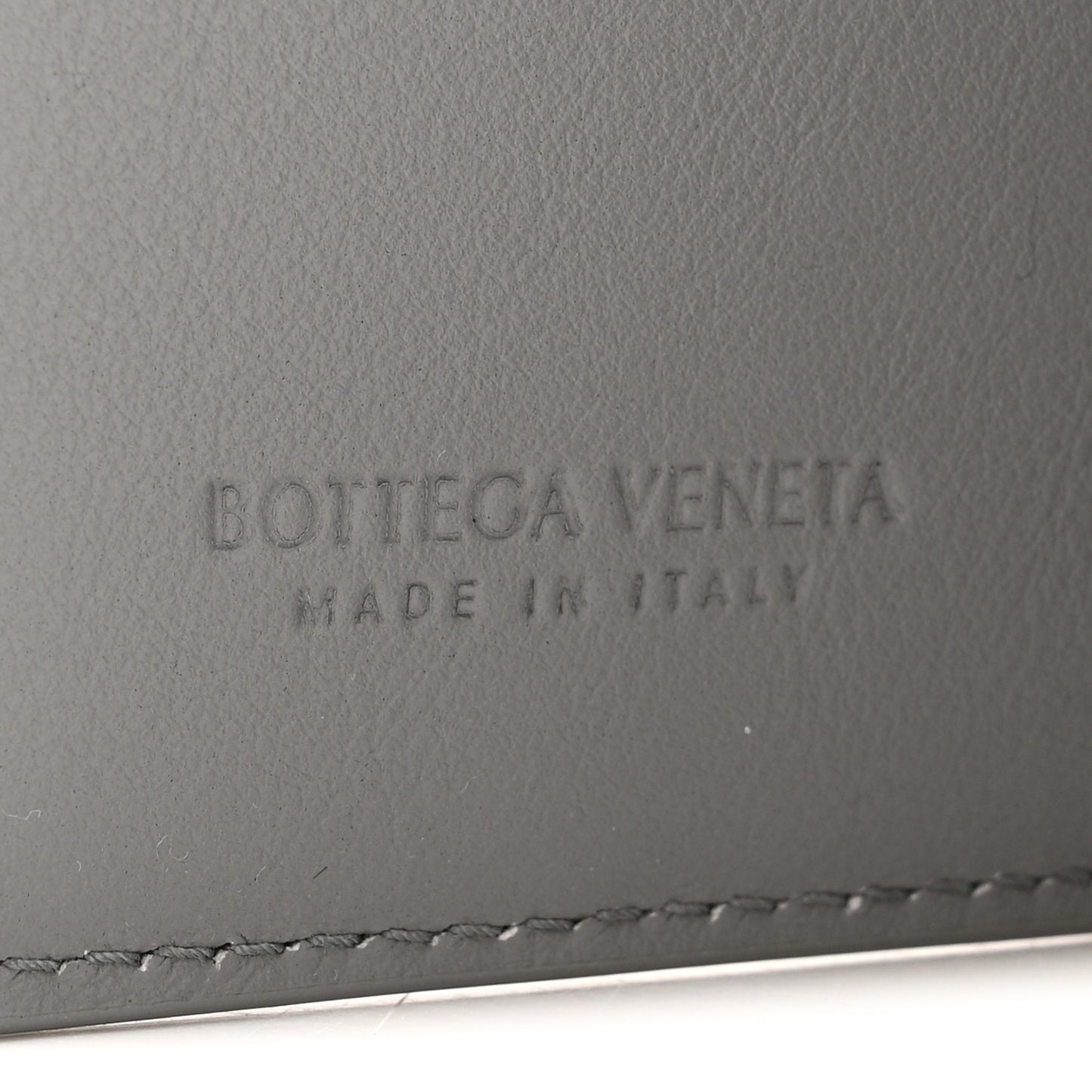 Metallic Patent Calfskin Maxi Intrecciato Small Bi-Fold Zip Wallet Silver