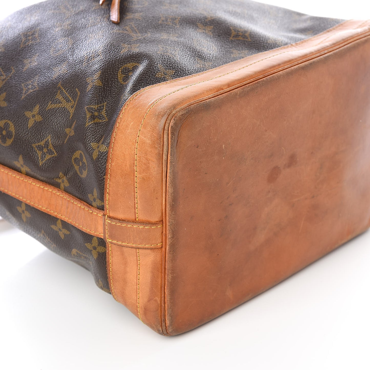 Monogram Noe