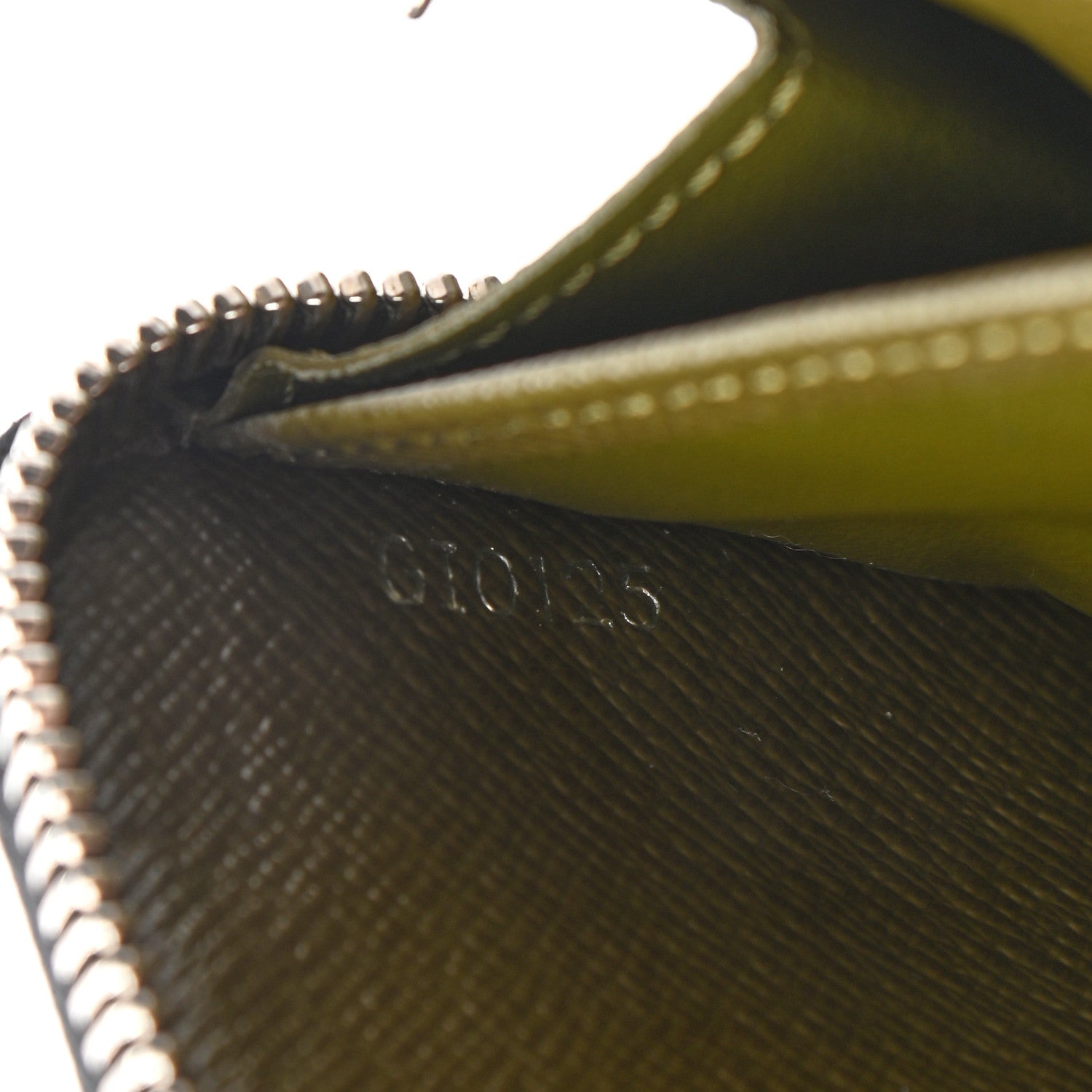 Louis Vuitton Monogram Infrarouge Zippy Wallet 7 of 13