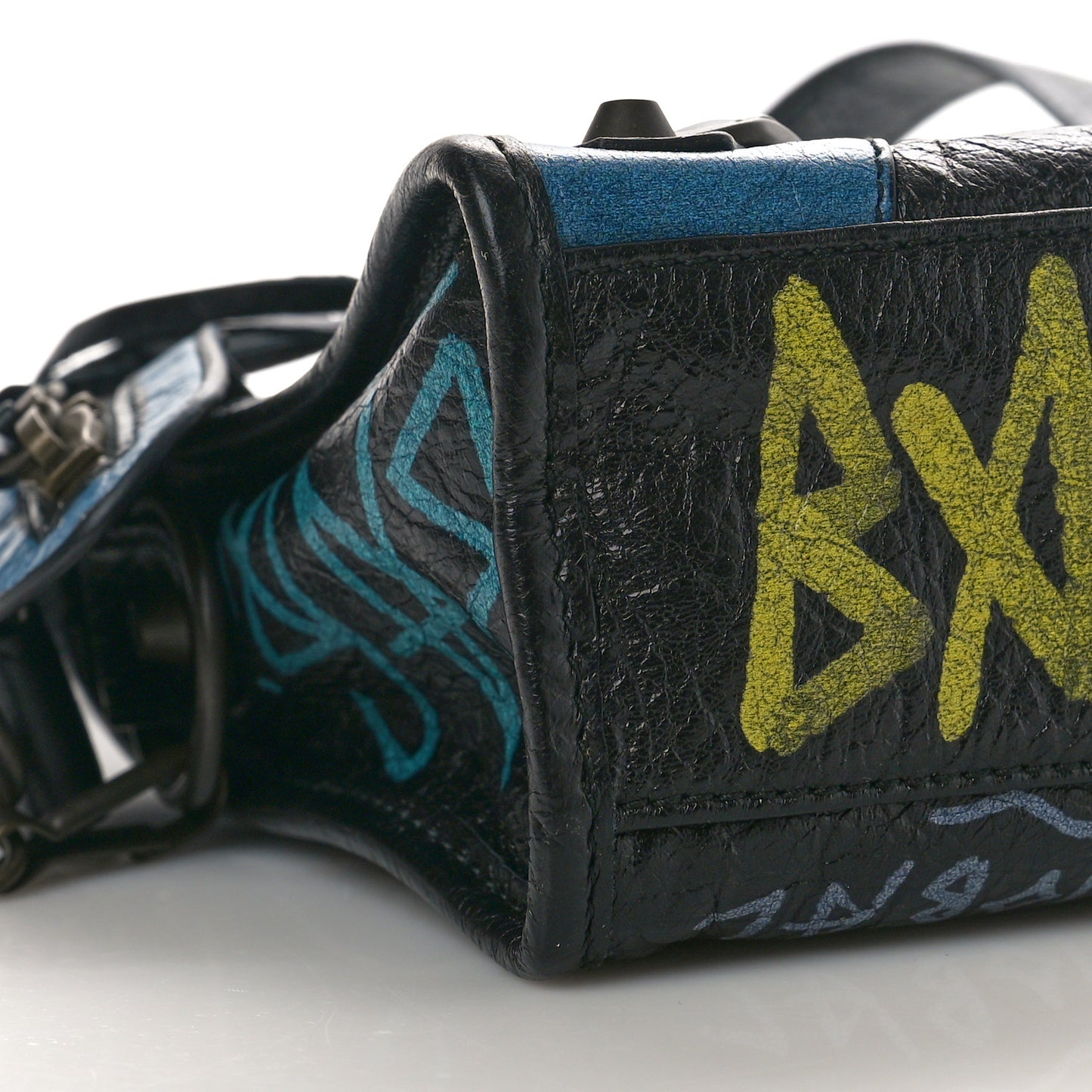 Agneau Arena Graffiti All Over Classic Hardware Mini City Black Multicolor