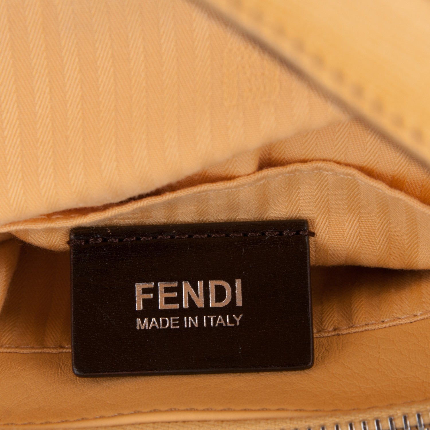 Fendi Vitello Elite Flamingo Regular 2Jours Tote Giallo Alchemy 6 of 7