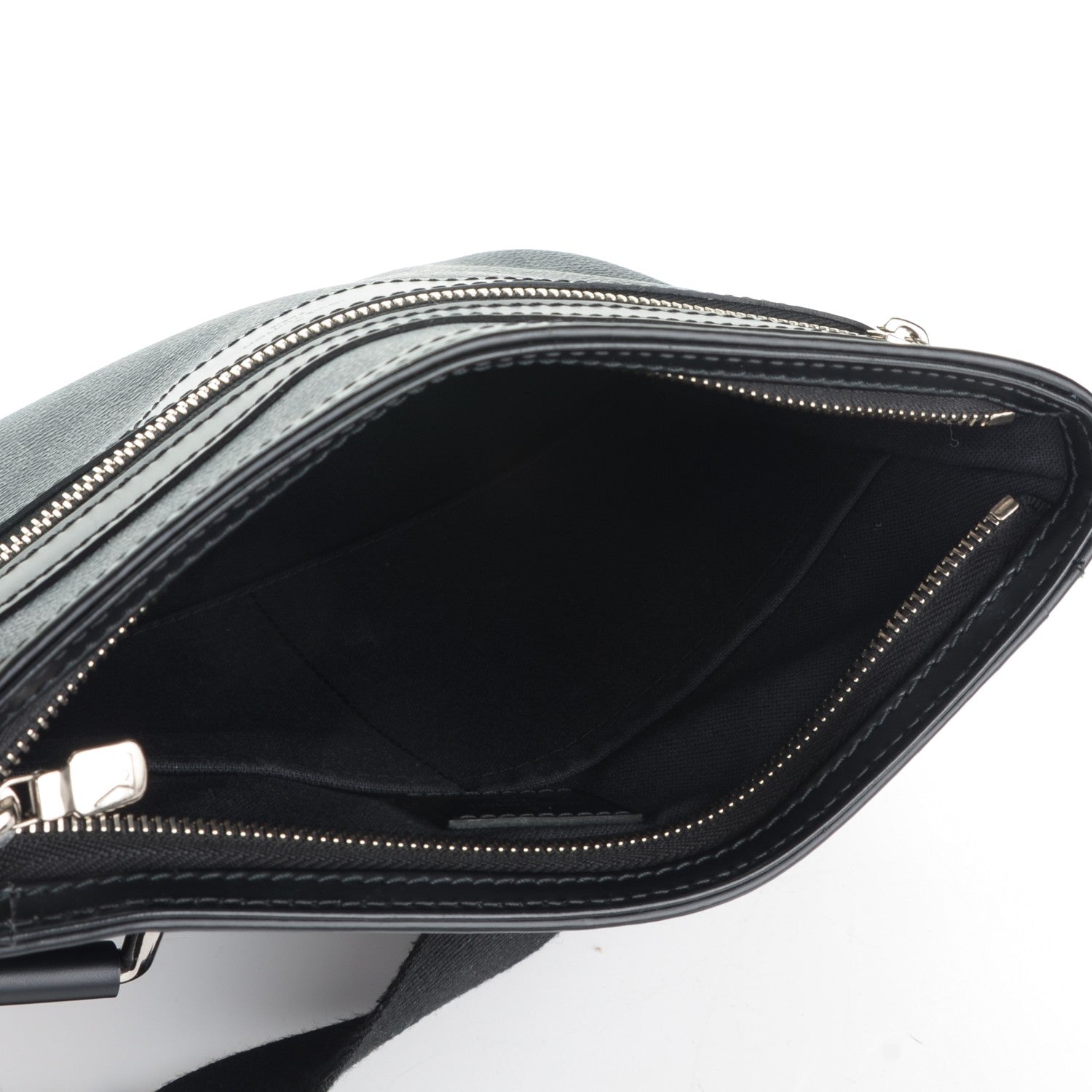 Louis Vuitton Damier Graphite Thomas 5 of 7