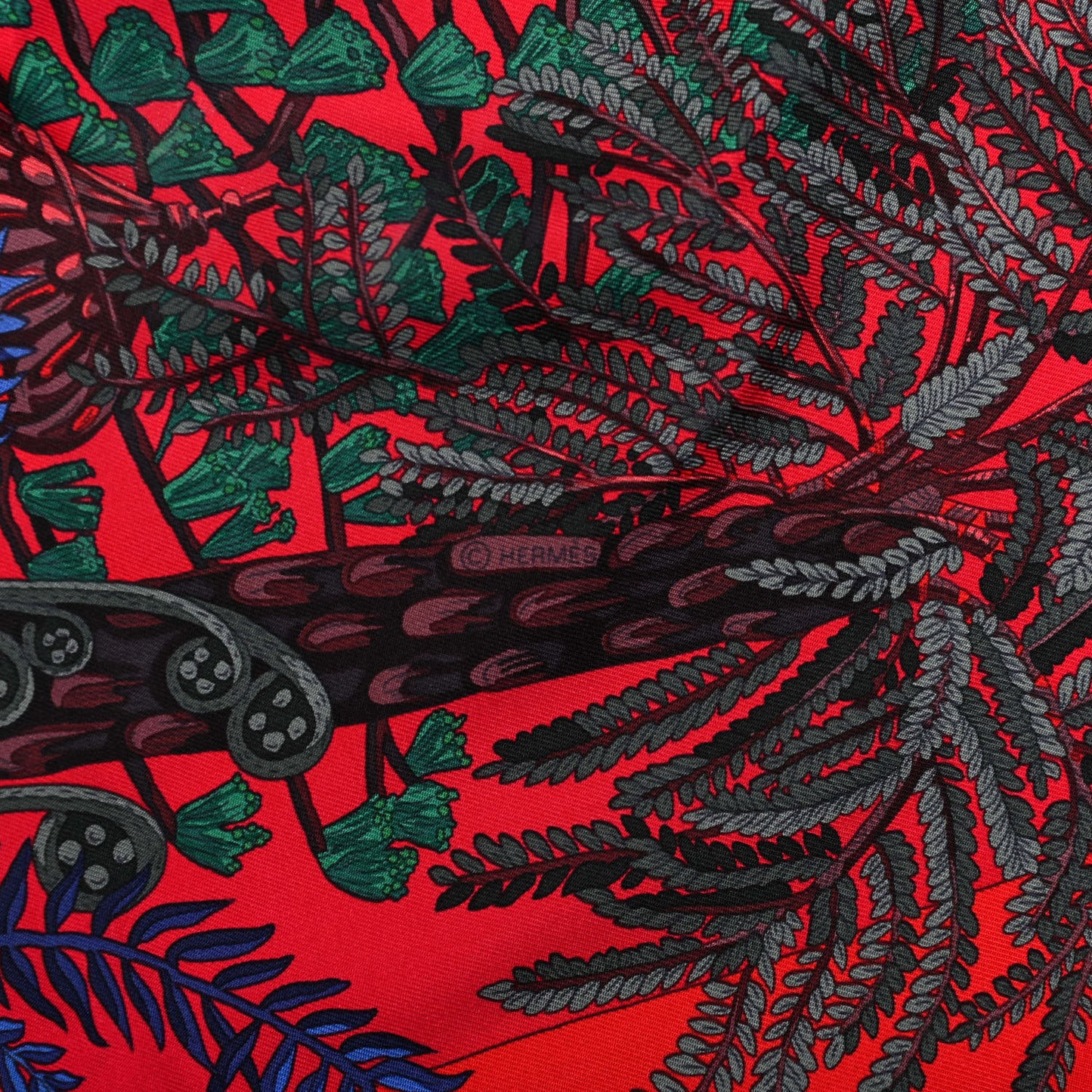 Silk Jardin A Sintra Scarf 90 Rouge Bleu Vert