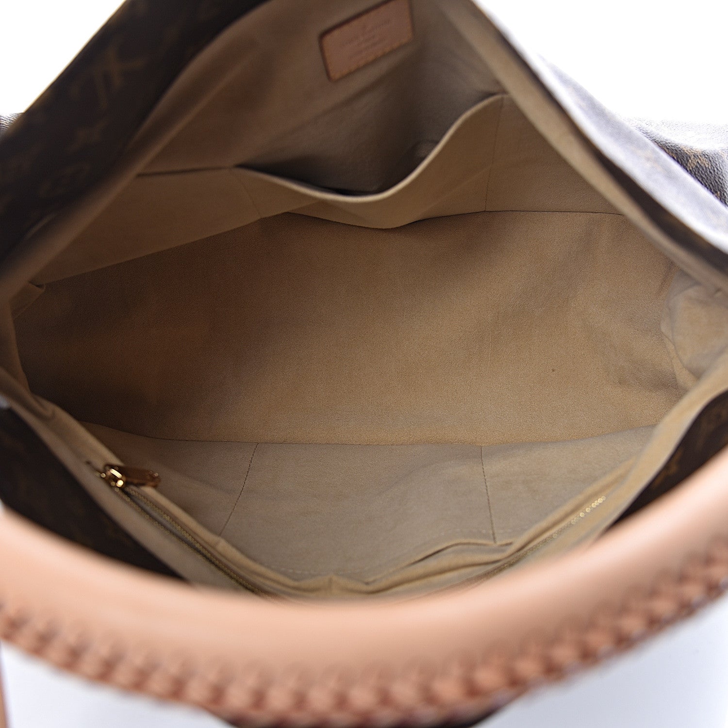 Louis Vuitton Monogram Artsy MM 5 of 11