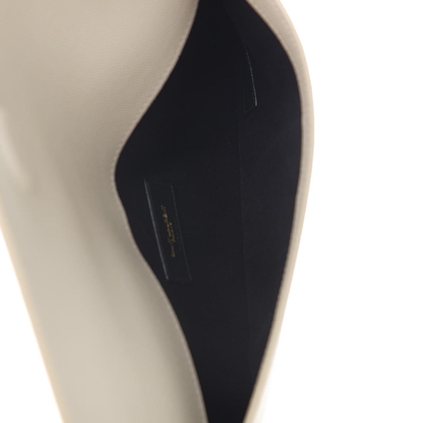 Grain De Poudre Uptown Pouch Crema Soft