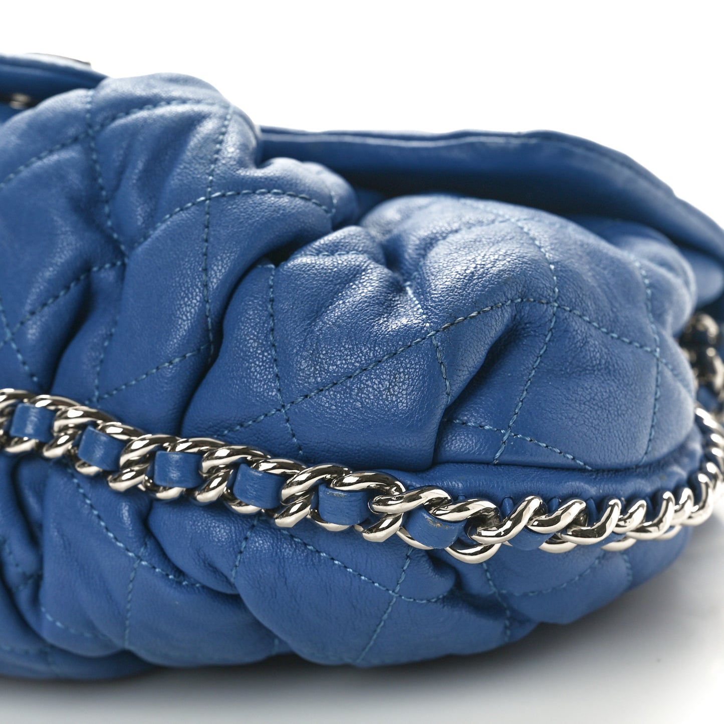 Washed Lambskin Quilted Medium Chain Around Messenger Blue