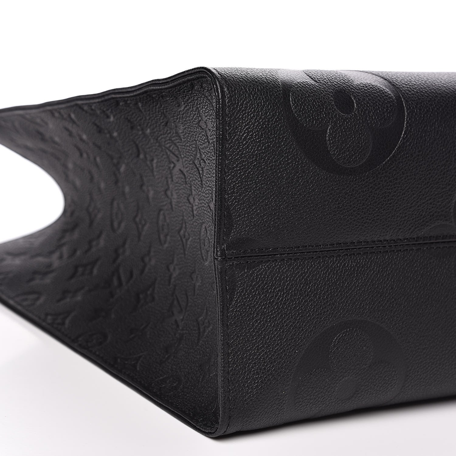 Louis Vuitton Empreinte Monogram Giant Onthego GM Black 8 of 10