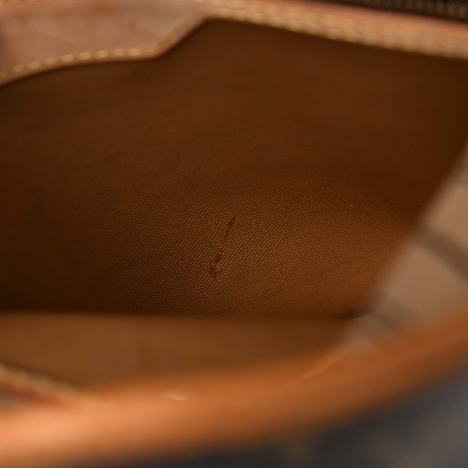 Louis Vuitton Monogram Neverfull MM 12 of 28