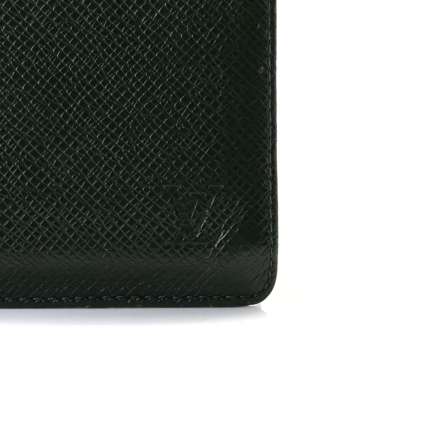 Louis Vuitton Taiga Bi-Fold Wallet Epicea 10 of 15