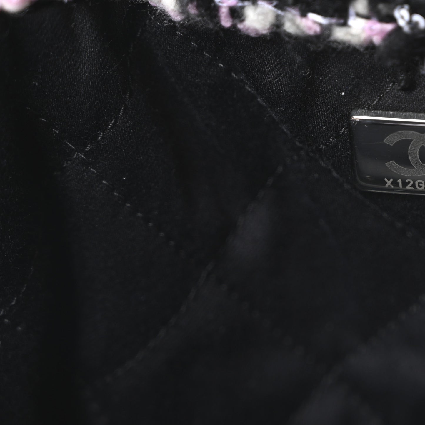 Tweed Patchwork Quilted Small Chanel 22 Black Pink White