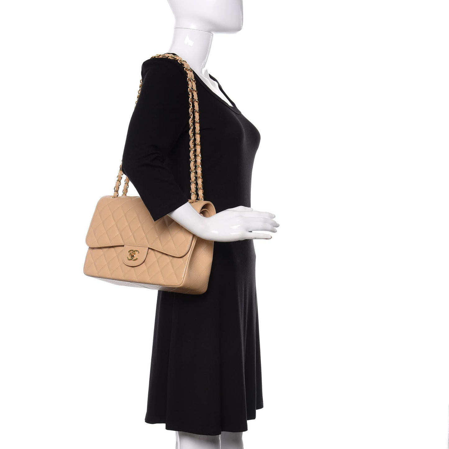 Caviar Quilted Jumbo Double Flap Beige Clair