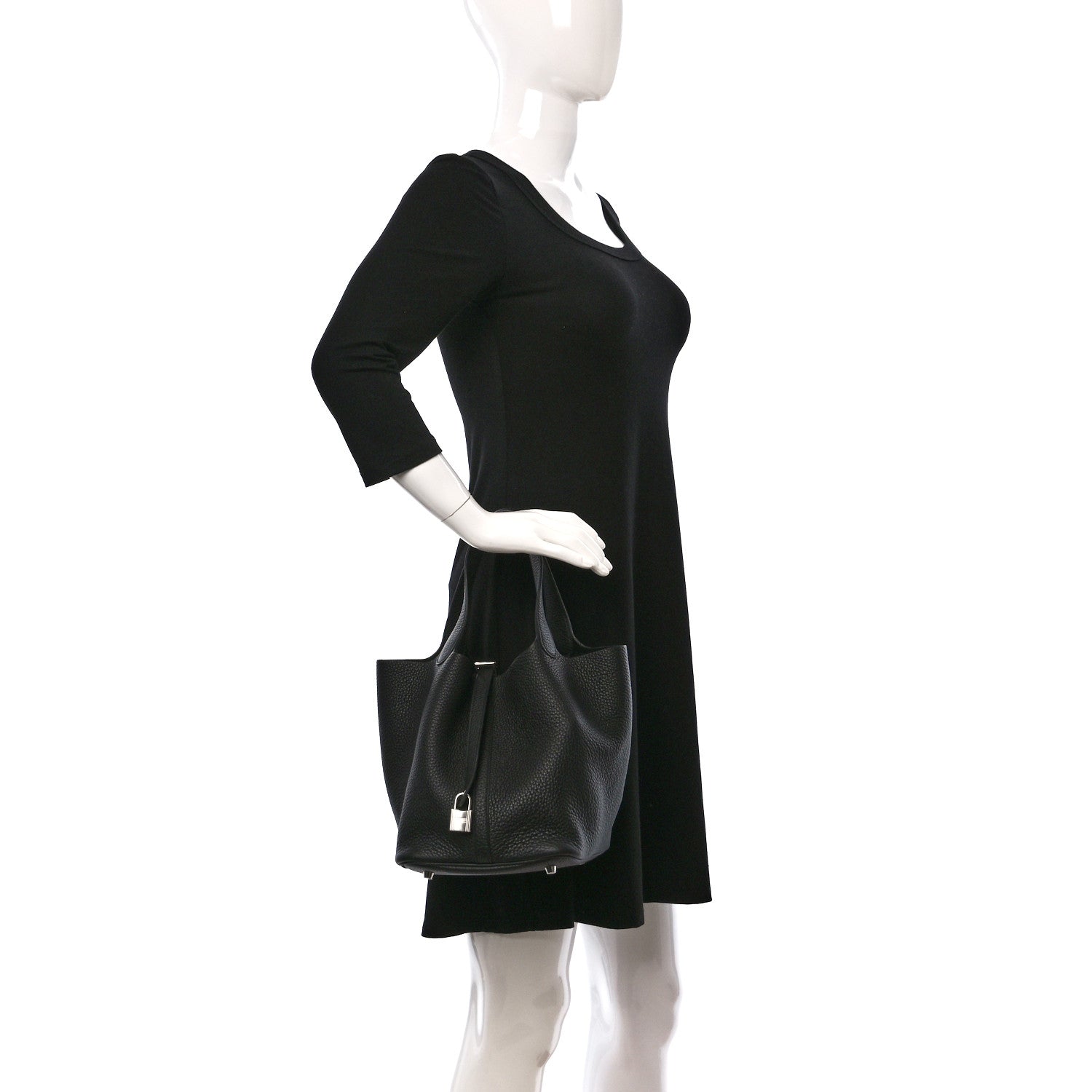 Hermes Taurillon Clemence Picotin Lock 22 MM Black 2 of 14