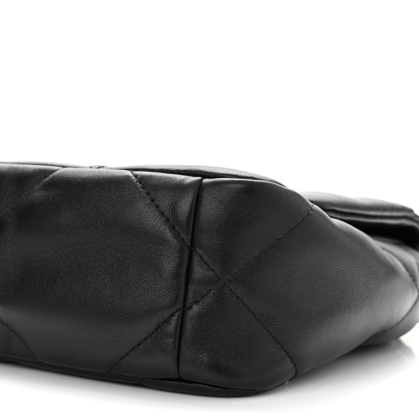 Lambskin Quilted Medium Chanel 19 Flap Black