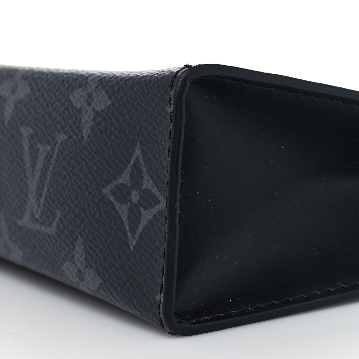 Monogram Eclipse Pochette Voyage MM