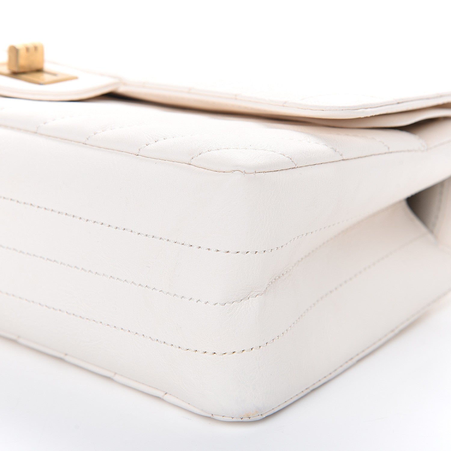 Chanel Aged Calfskin Chevron Quilted 2.55 Reissue 225 Flap White 8 of 12