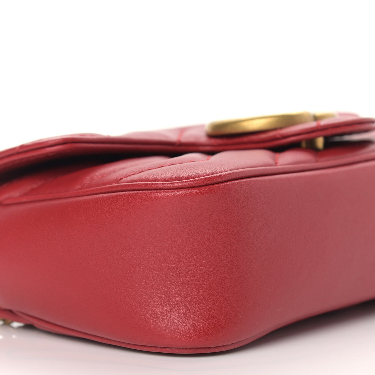 Calfskin Matelasse Super Mini GG Marmont Shoulder Bag Hibiscus Red