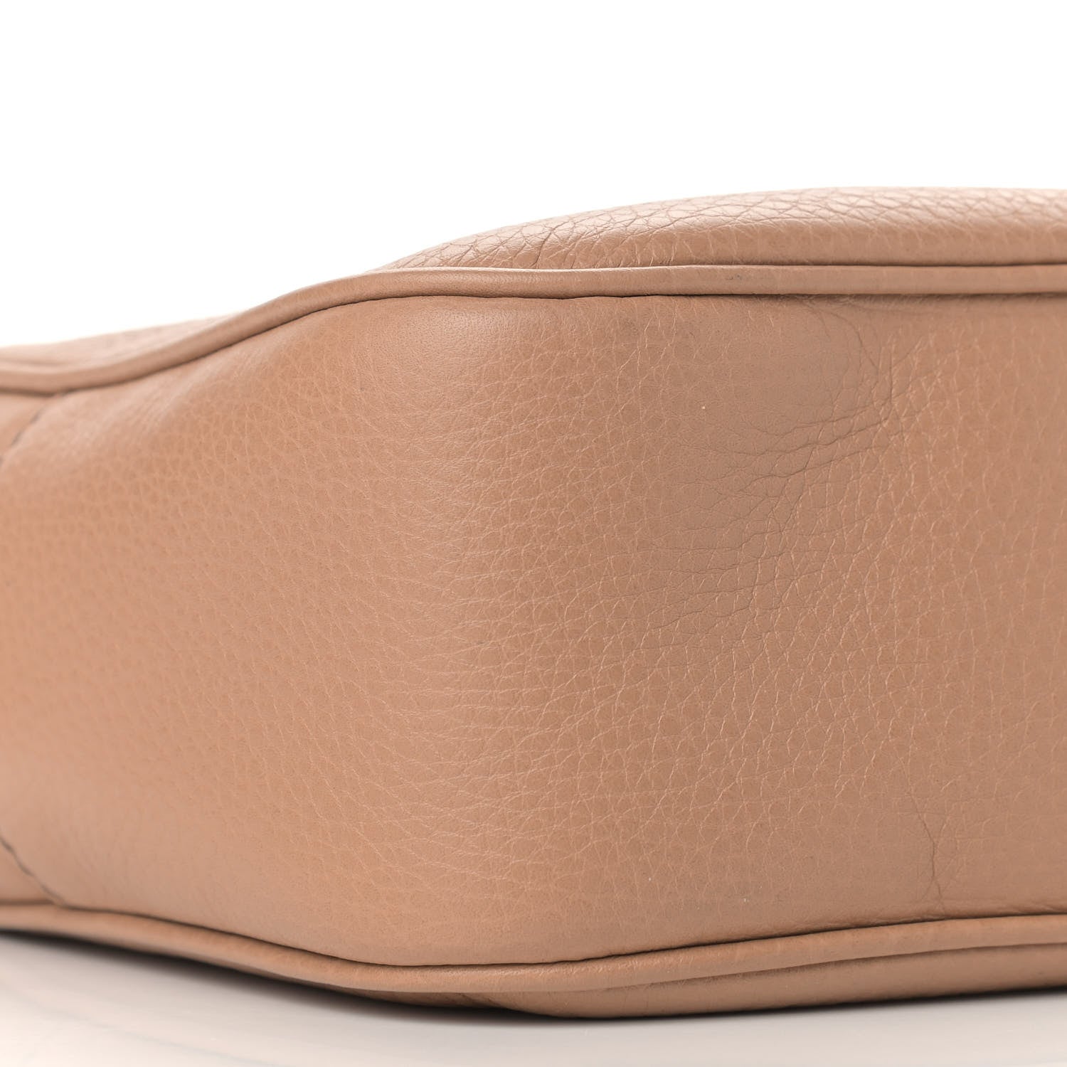 Gucci Pebbled Calfskin Small Soho Disco Bag Camelia 8 of 10