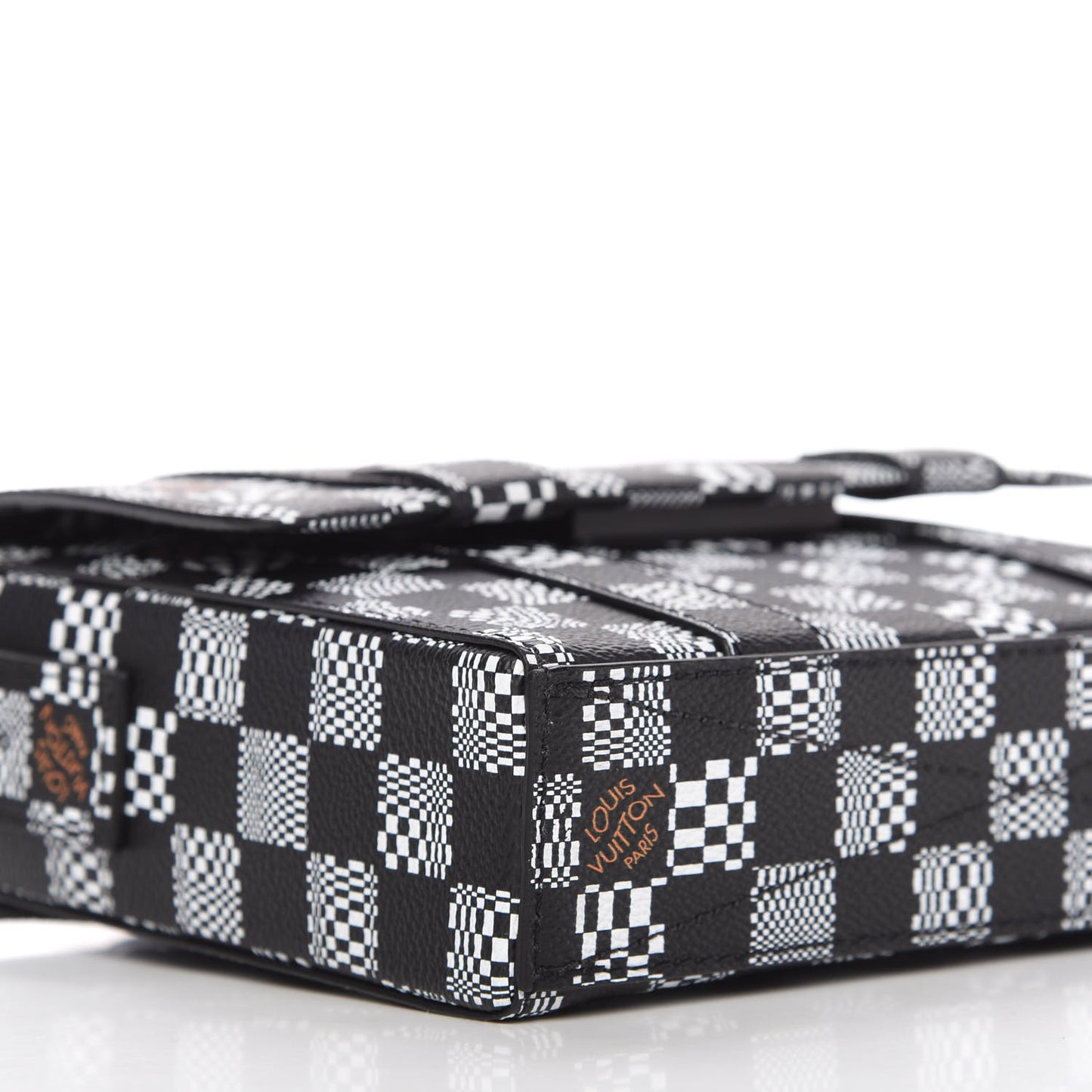 Damier Distorted Flap Soft Trunk Messenger