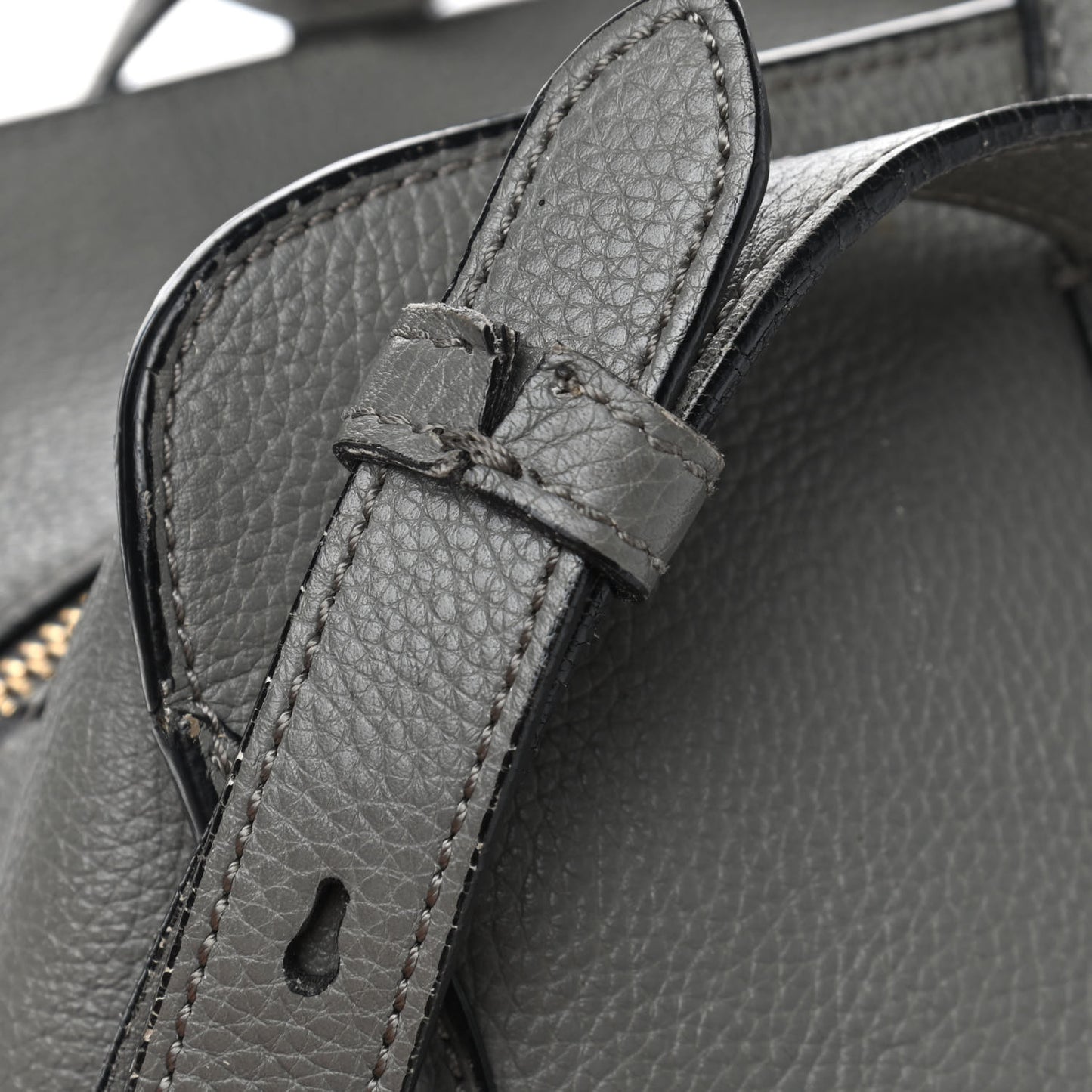 Pebbled Calfskin Small Skull Padlock Zip Around Tote Grey