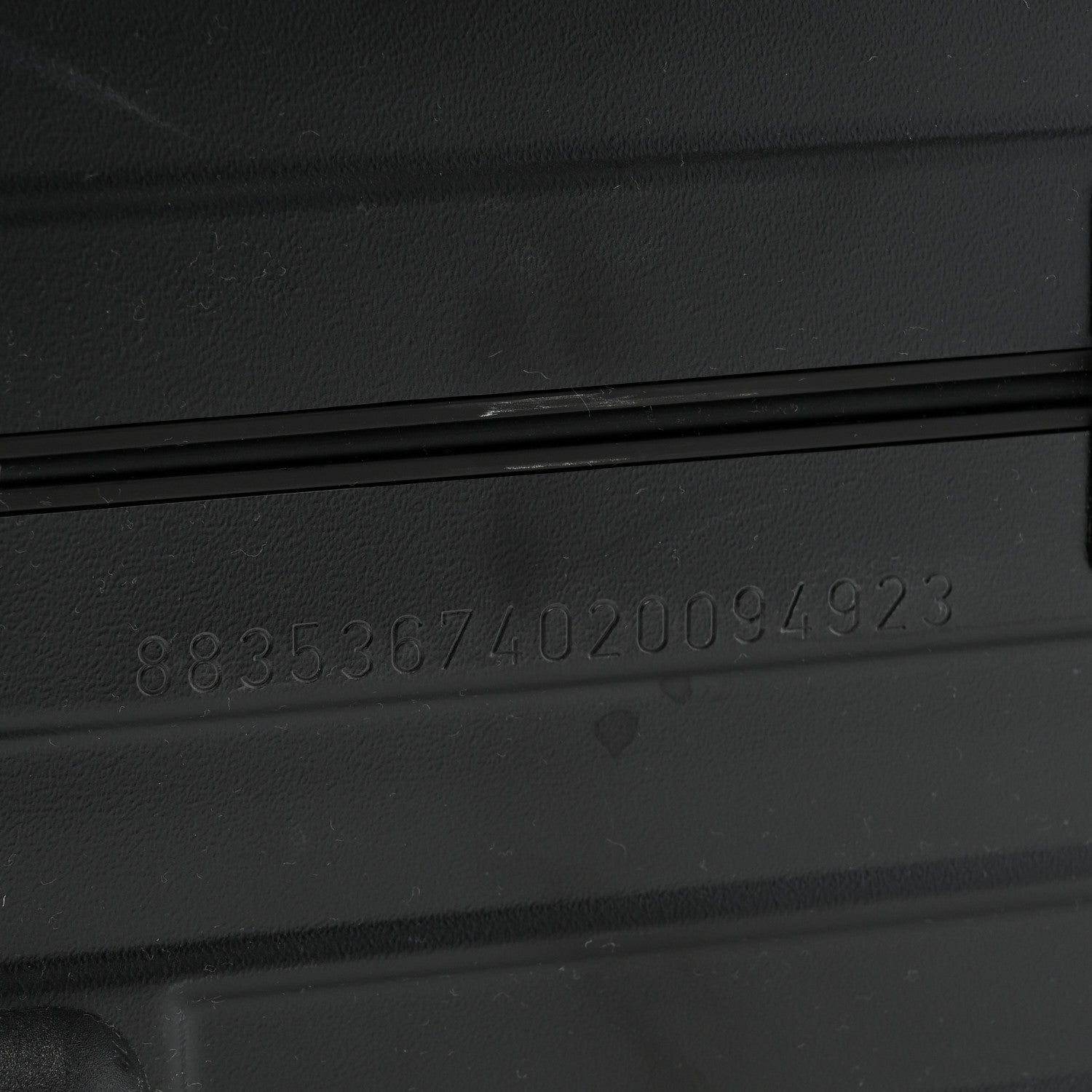 Rimowa Polycarbonate Aluminum Hybrid Cabin Matte Black 6 of 11