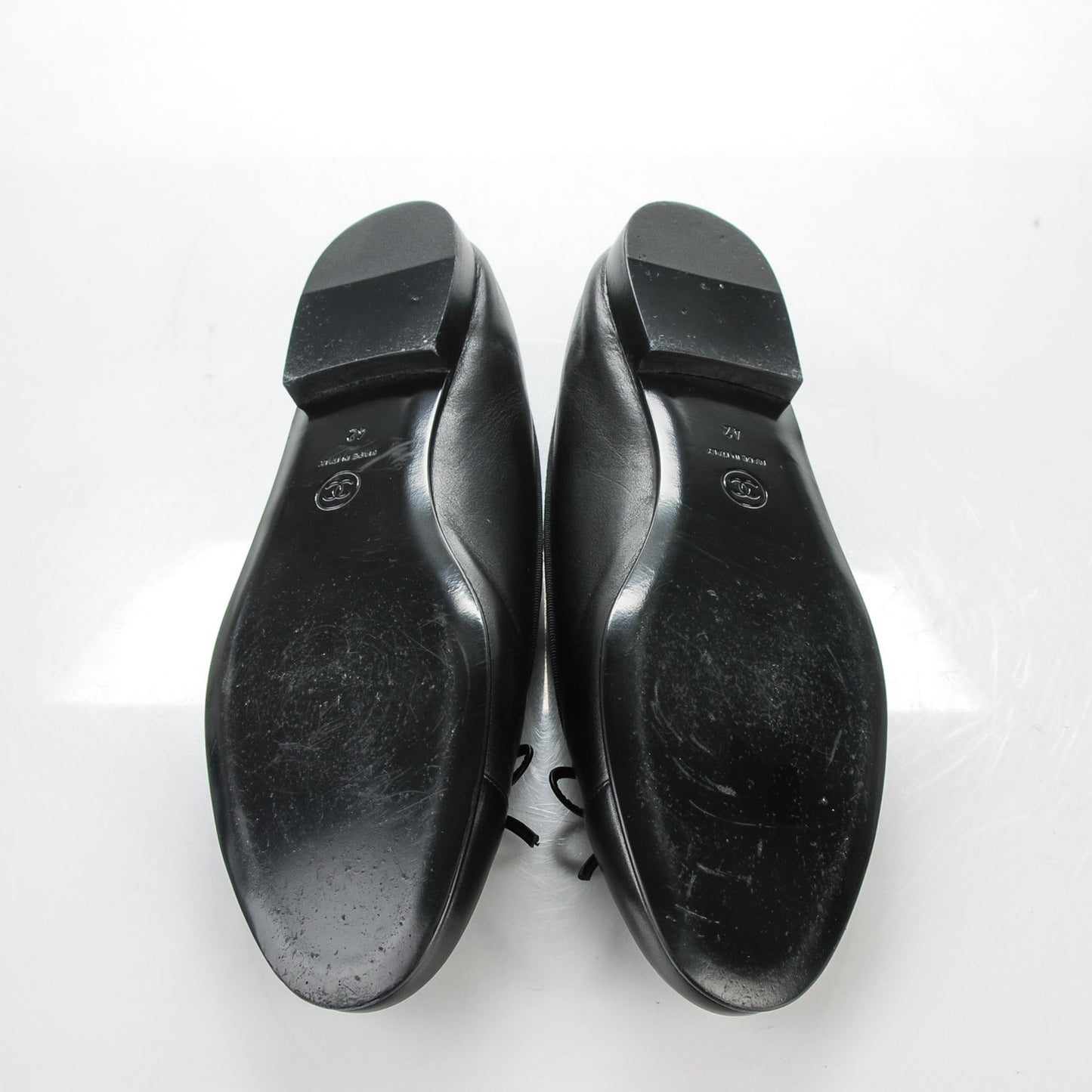 Lambskin Cap Toe CC Ballerina Flats 42 Black