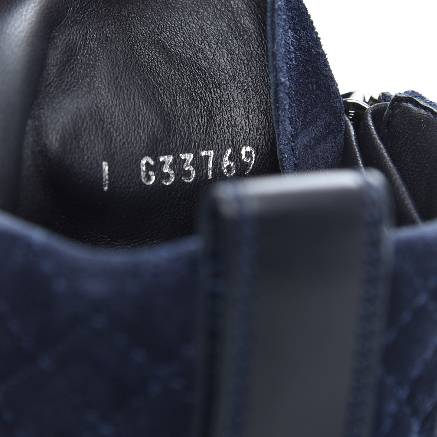Suede Calfskin Quilted Lace Up Boots 40 Navy
