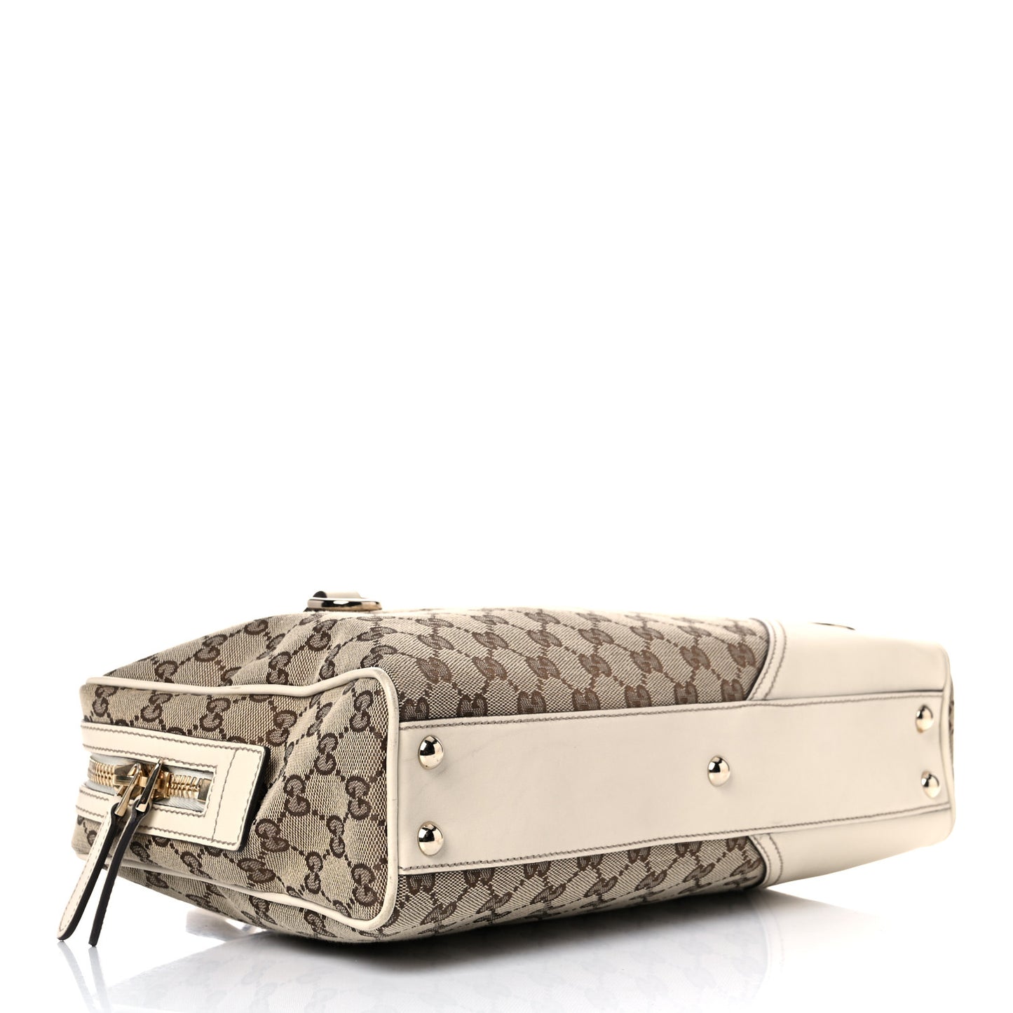 Monogram Medium New Britt Boston Off White