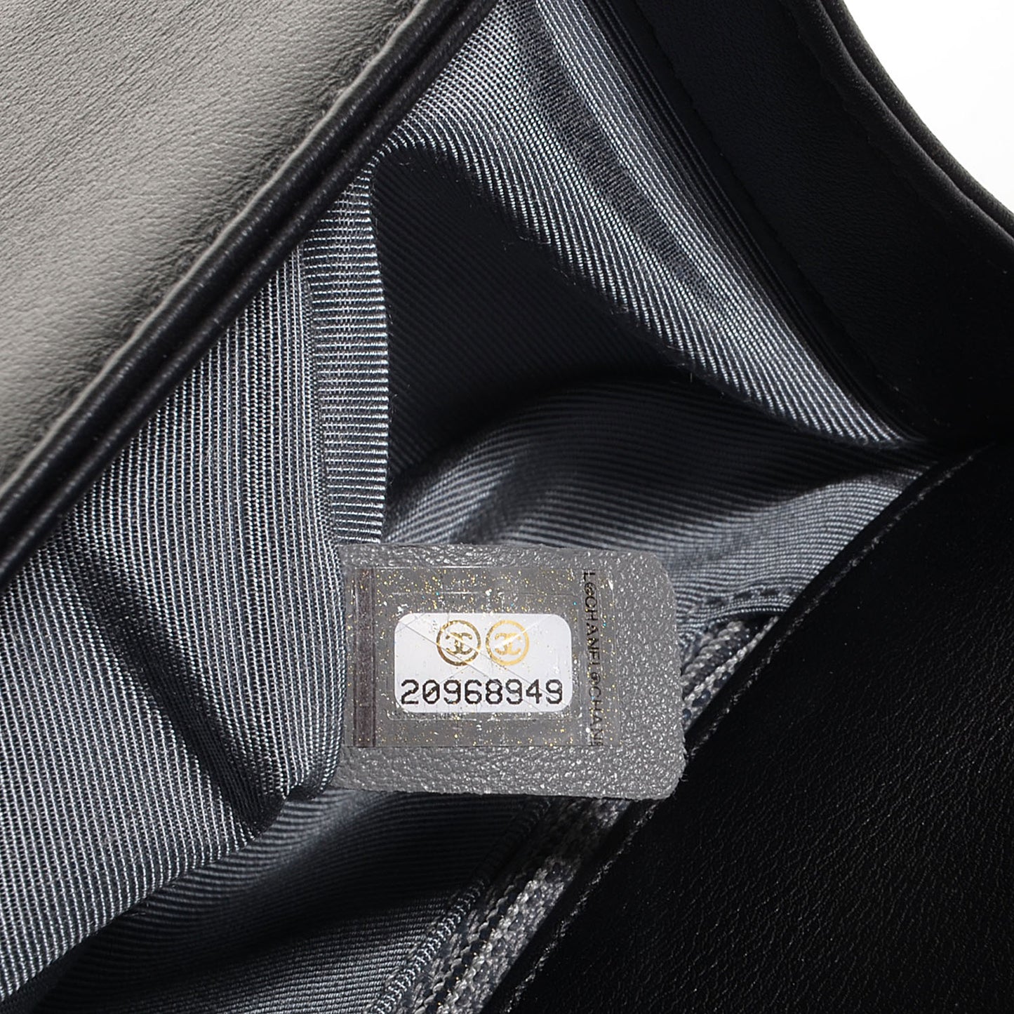Calfskin Chevron New Medium Boy Flap Black