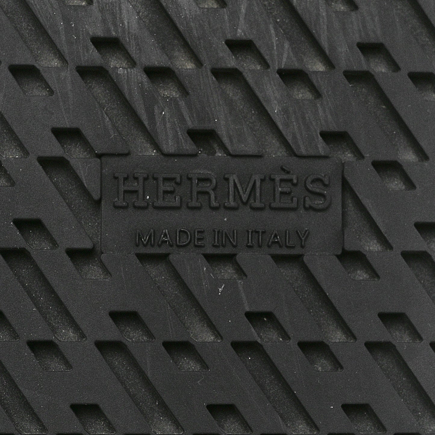 Calfskin Womens Chypre Sandals 40 White