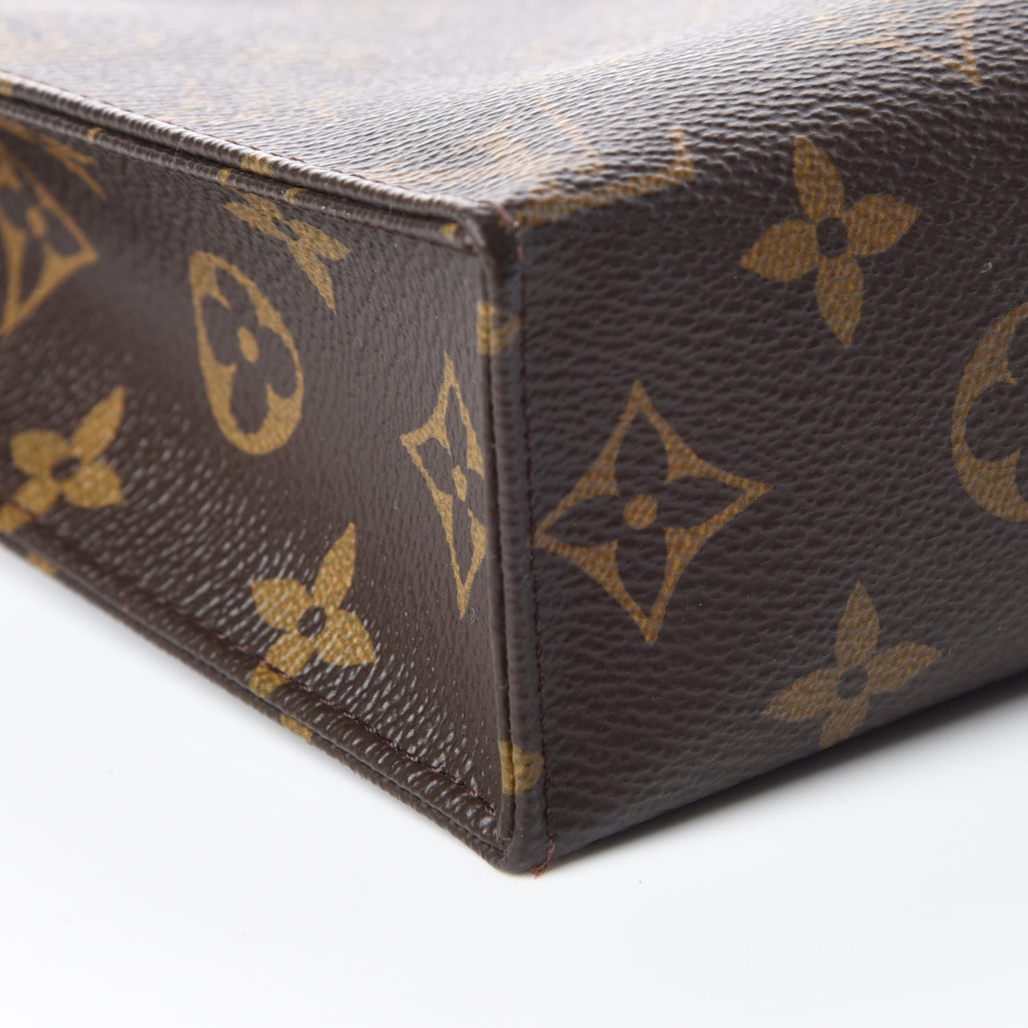 Louis Vuitton Monogram Toiletry Pouch 19 5 of 9