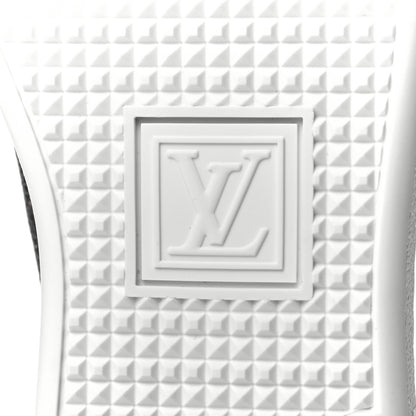Louis Vuitton Patent Monogram Frontrow Sneakers 6 of 9