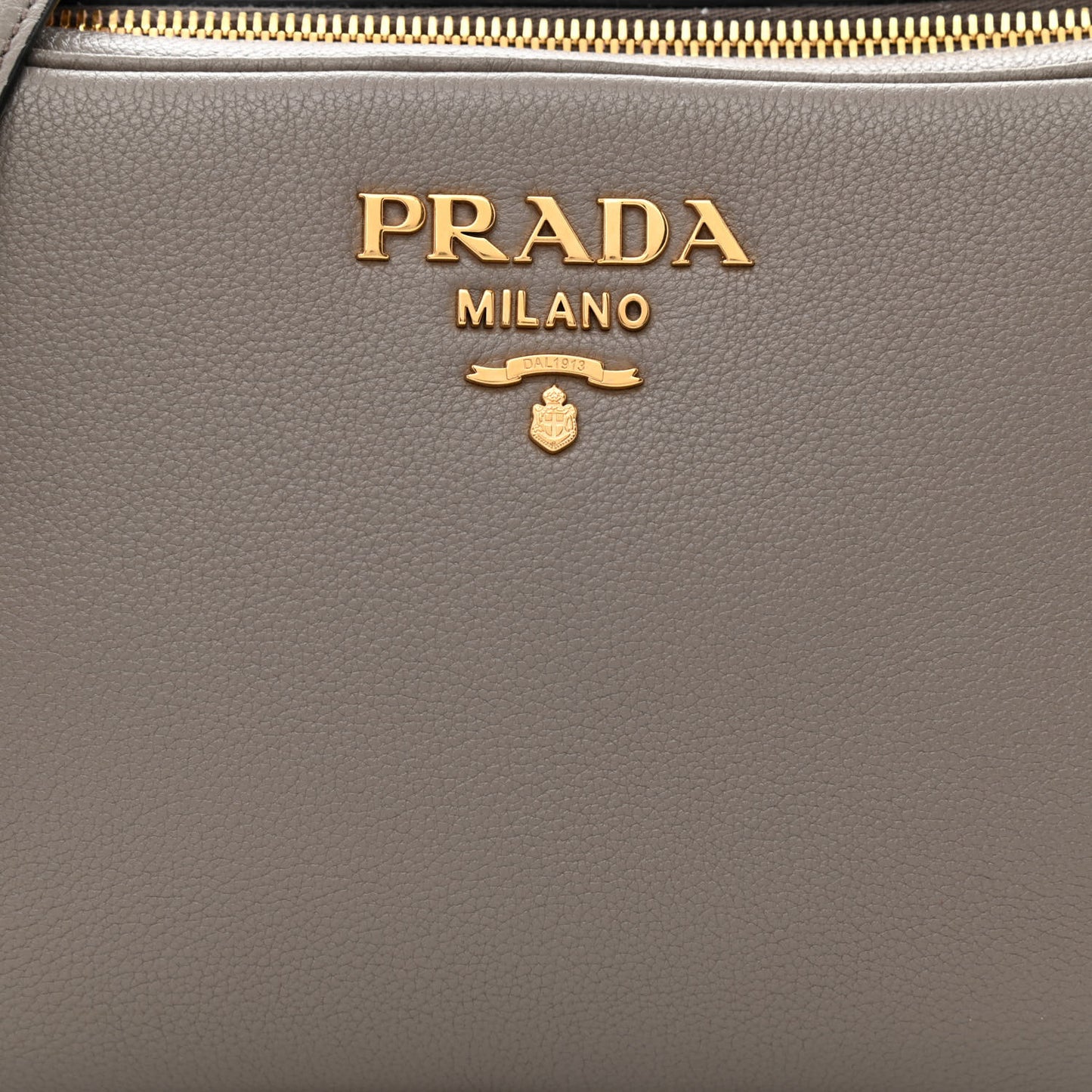 Vitello Phenix Camera Bag Argilla