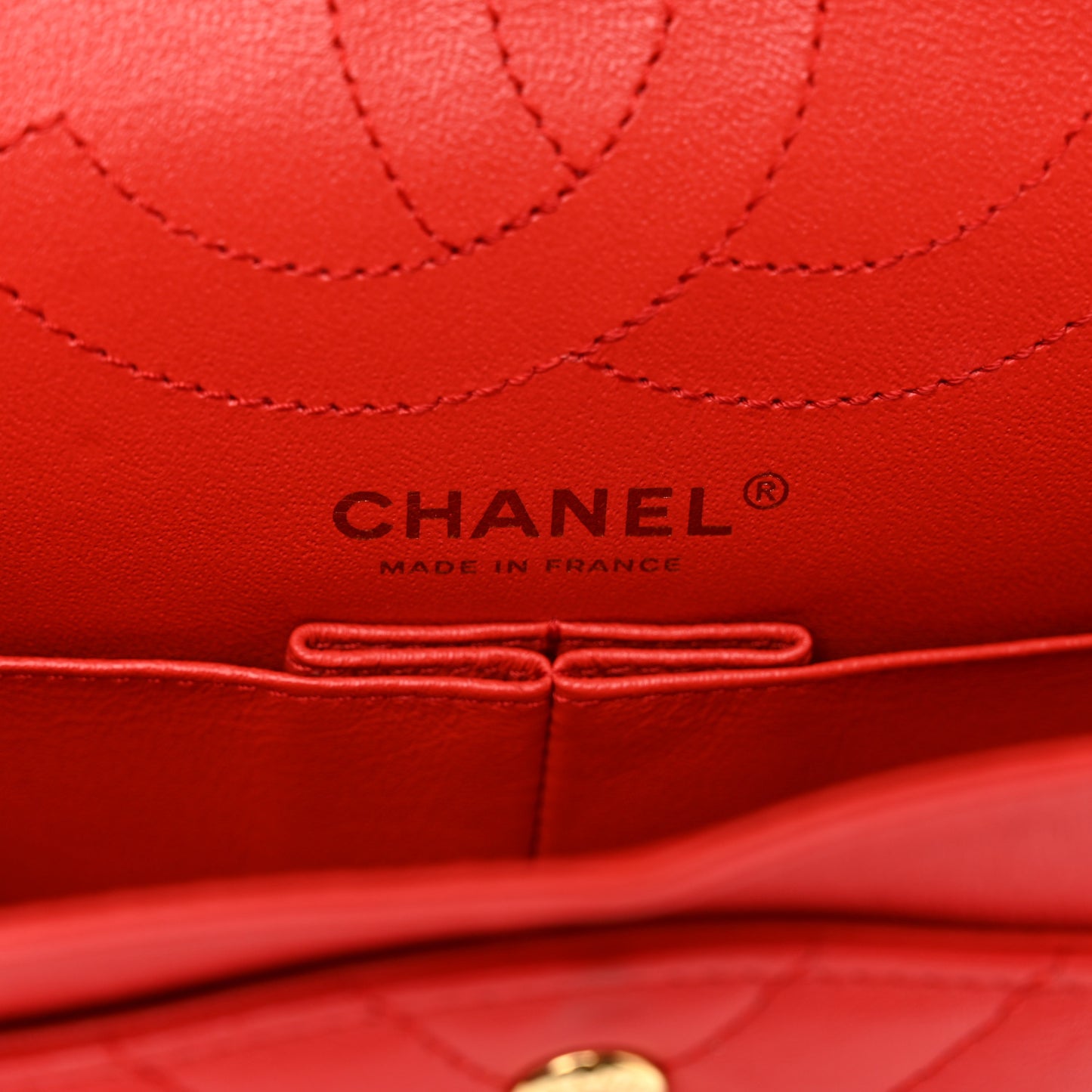 Calfskin Chevron Quilted 2.55 Reissue 225 Flap Red