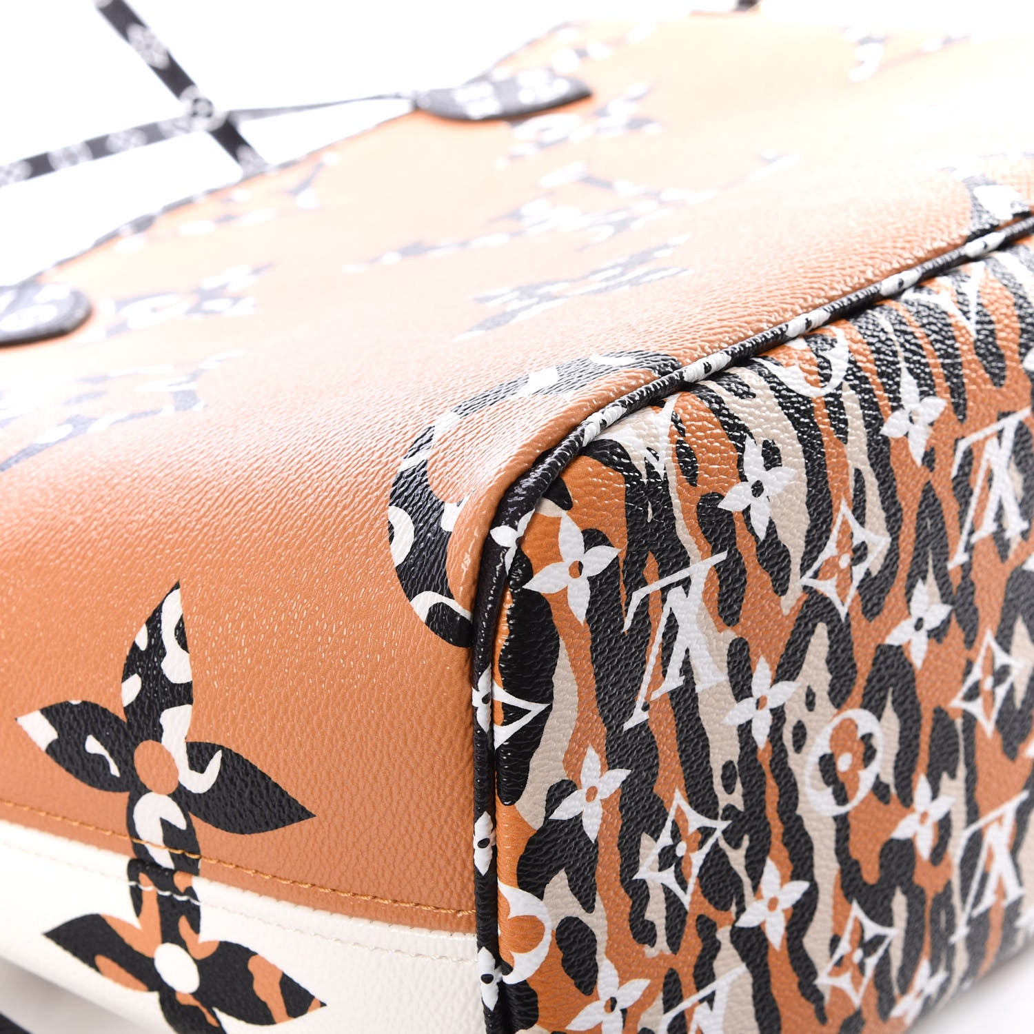 Louis Vuitton Monogram Giant Jungle Neverfull MM Ivory 7 of 13