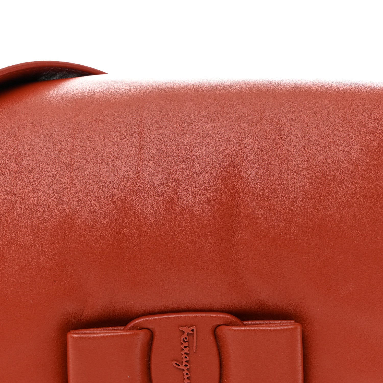 Salvatore Ferragamo Calfskin Small Viva Bow Shoulder Bag Ramas 9 of 11