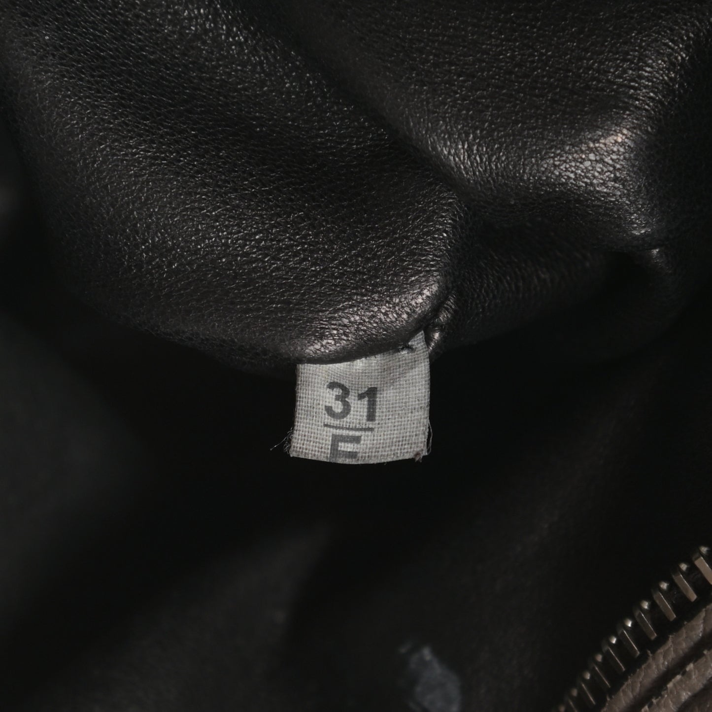 Vitello Daino Shoulder Bag Argilla